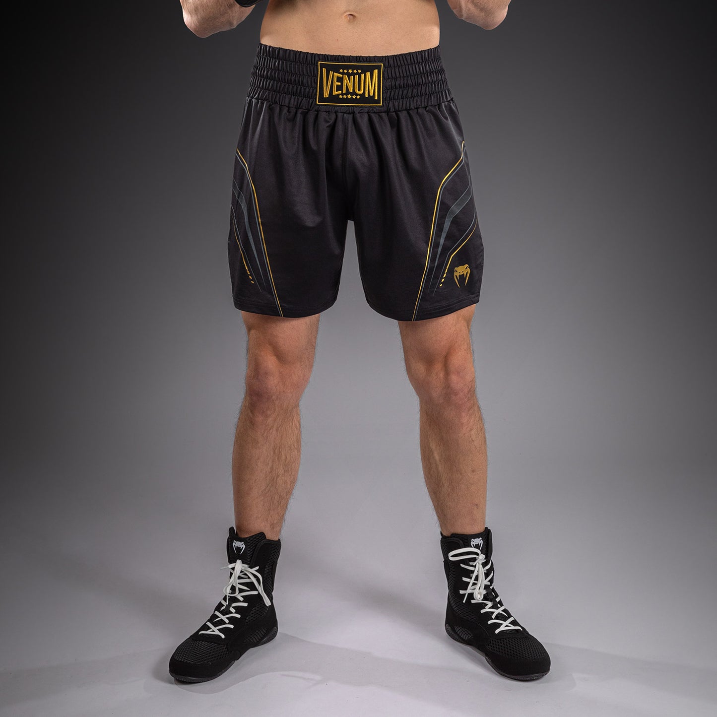 Venum Streamline Boksshort – Zwart/Goud