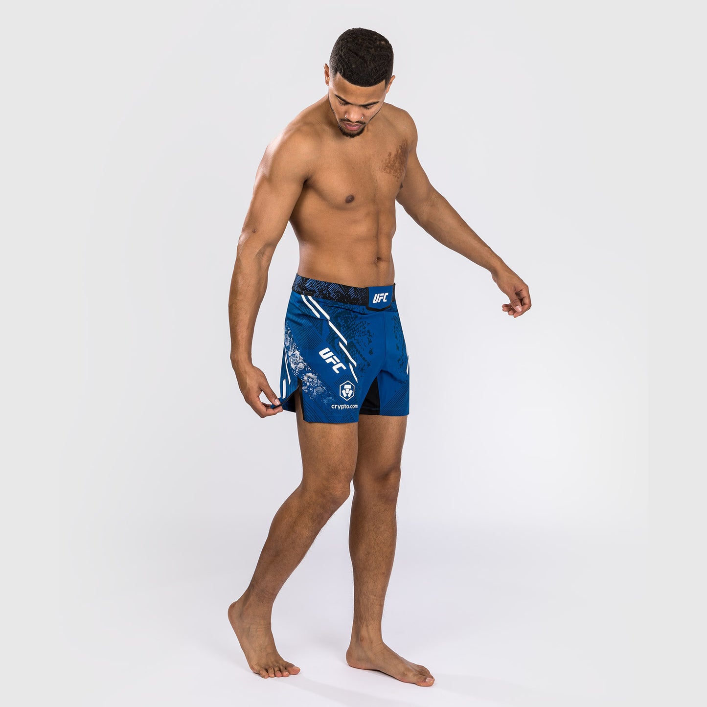 UFC Adrenaline by Venum Gepersonaliseerd Authentic Fight Night Heren Kort Gevecht - Korte Pasvorm - Blauw
