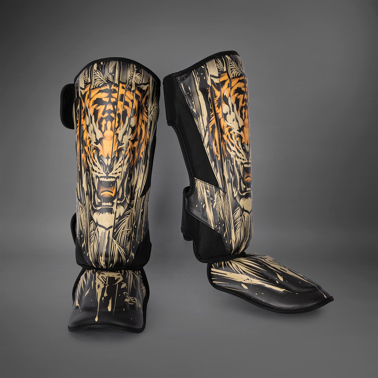 Venum Tiger Schenenschermers - Zwart / Neon Oranje