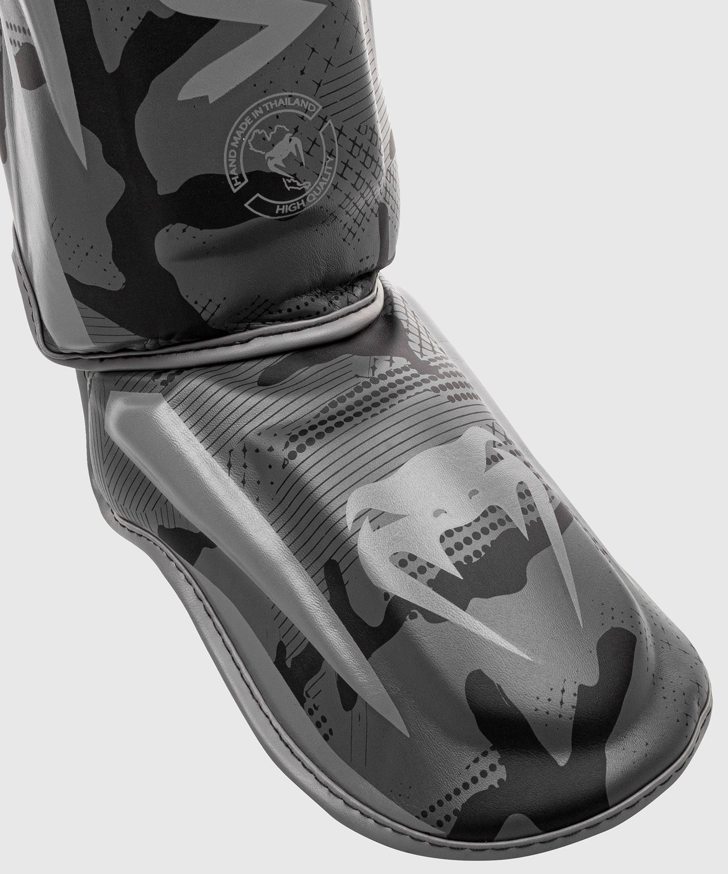 Venum Elite Scheenbeschermer - Zwart Camo