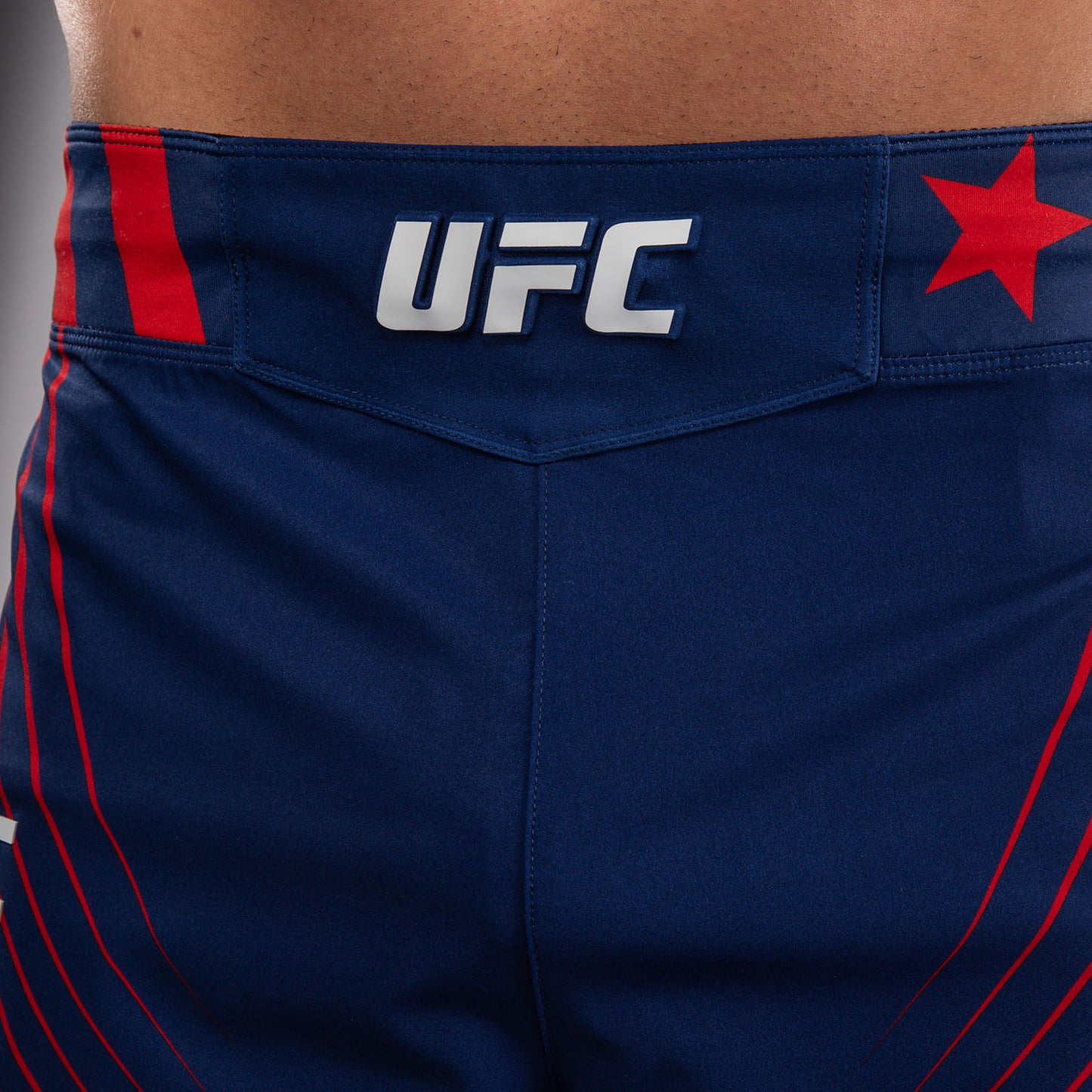 Official UFC Freedom 250 by Venum Authentic Fight Night Fight Shorts Short Fit voor heren - Blauw