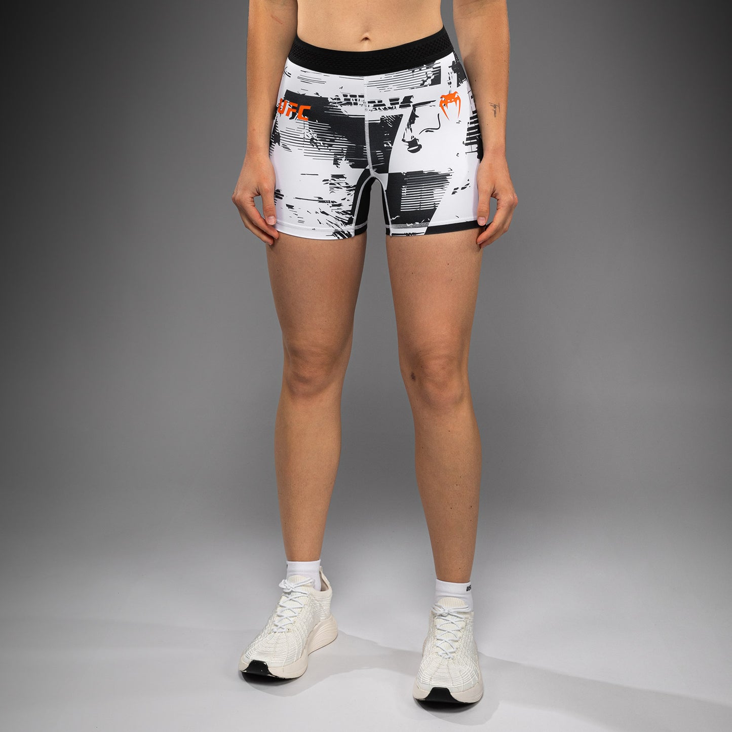 UFC Zenith by Venum Authentic Fight Week Performance Vale Tudo Short Dames - Wit