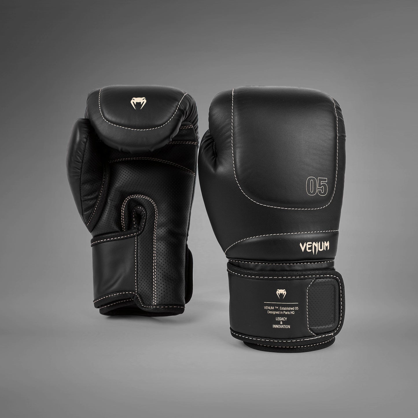 Venum Impact Evo Bokshandschoenen - Zwart