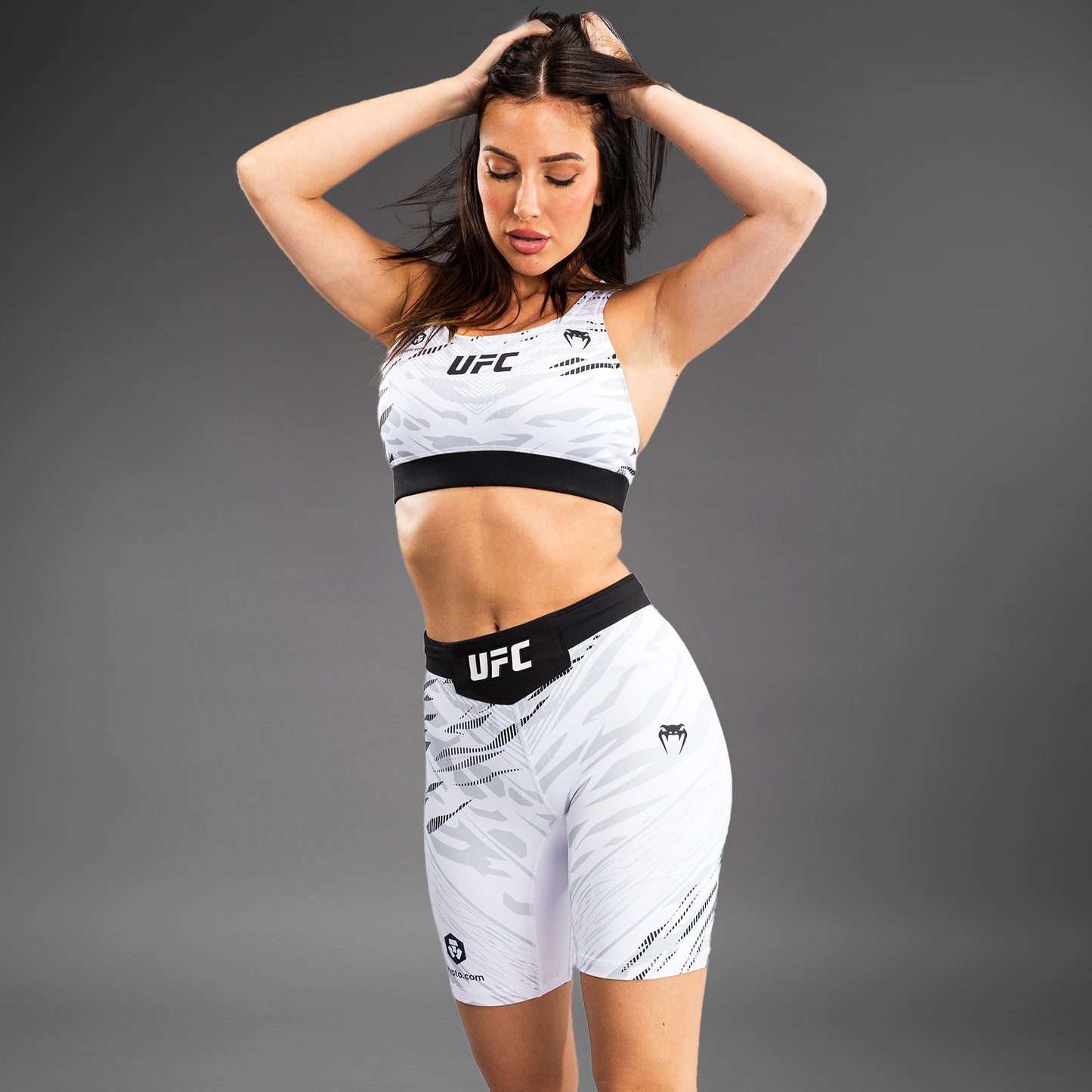 UFC Fusion by Venum Authentic Fight Night Vale Tudo Shorts voor Dames - Lang Fit - Wit