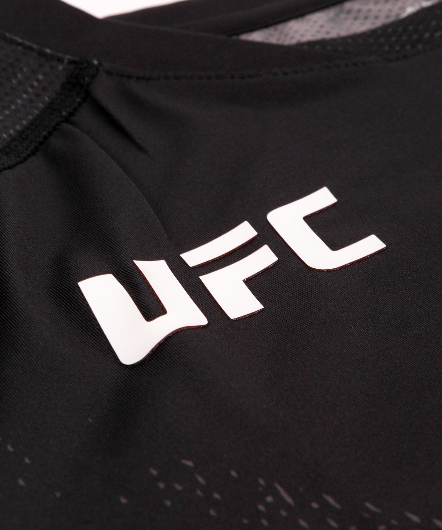 UFC Venum Authentic Fight Night Walkout Herenshirt - Zwart