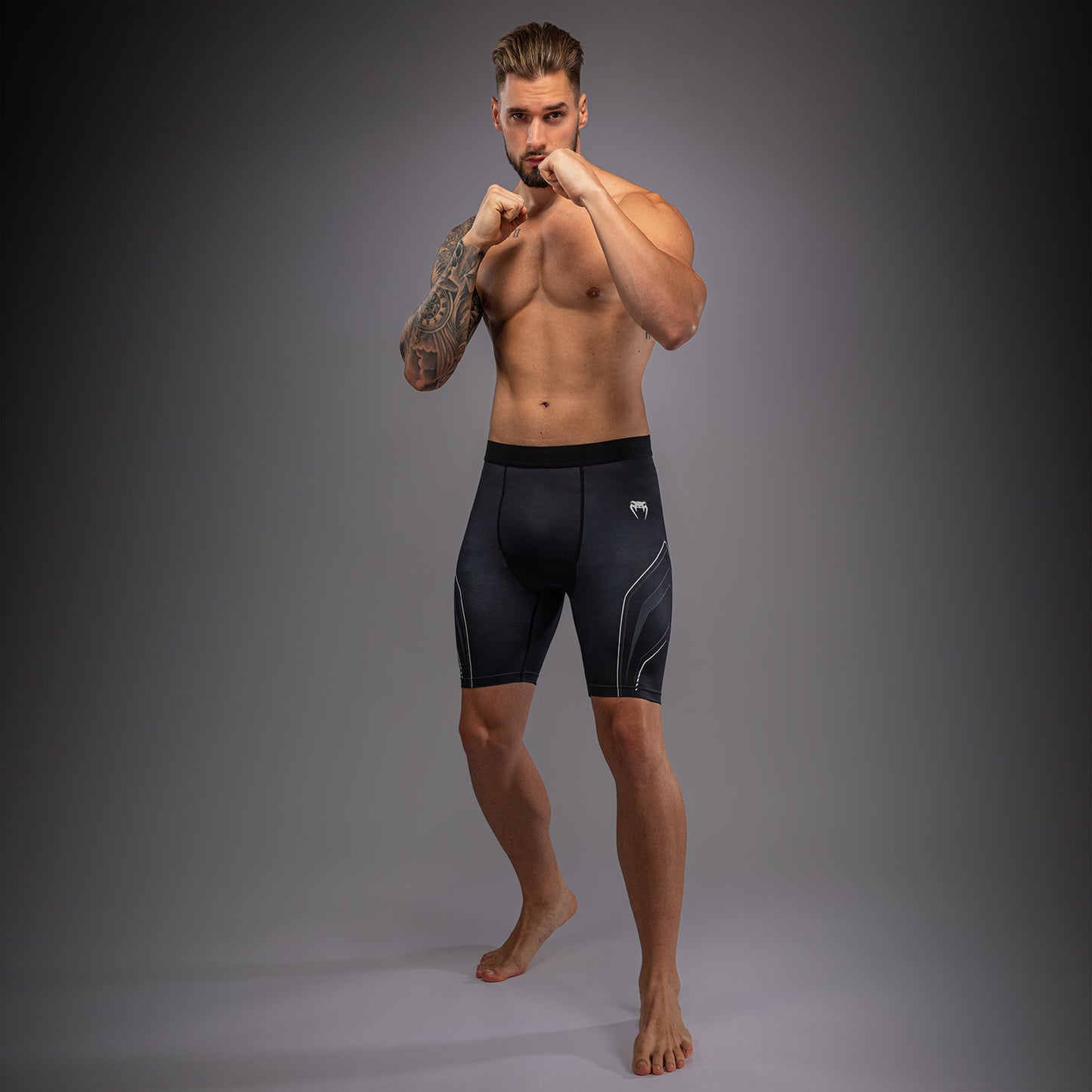 Venum Streamline Compressieshort – Zwart/Wit