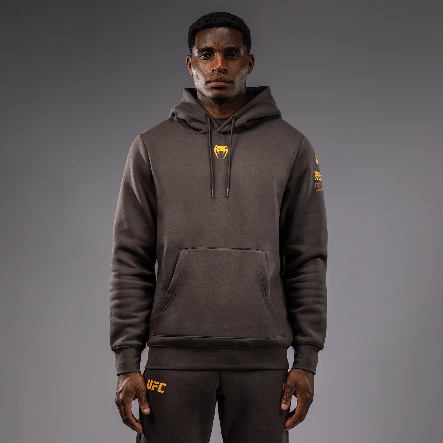 UFC Fusion by Venum Fight Week Hoodie voor Heren - Solid Earthen Brown