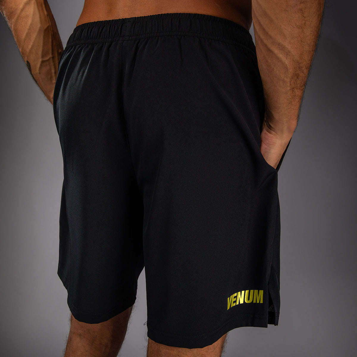 Venum Contender trainingsshort - Zwart/Goud