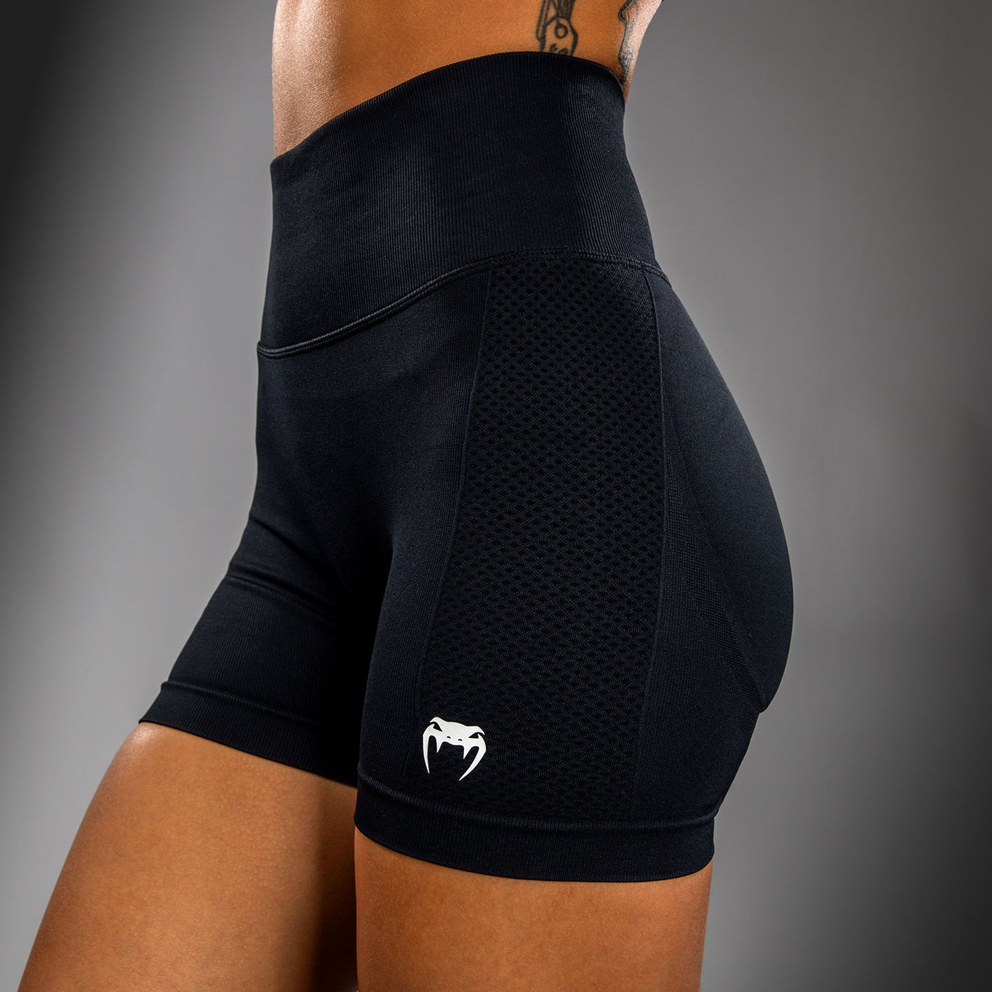 Venum Sculpt Vale Tudo Shorts – Zwart/Wit
