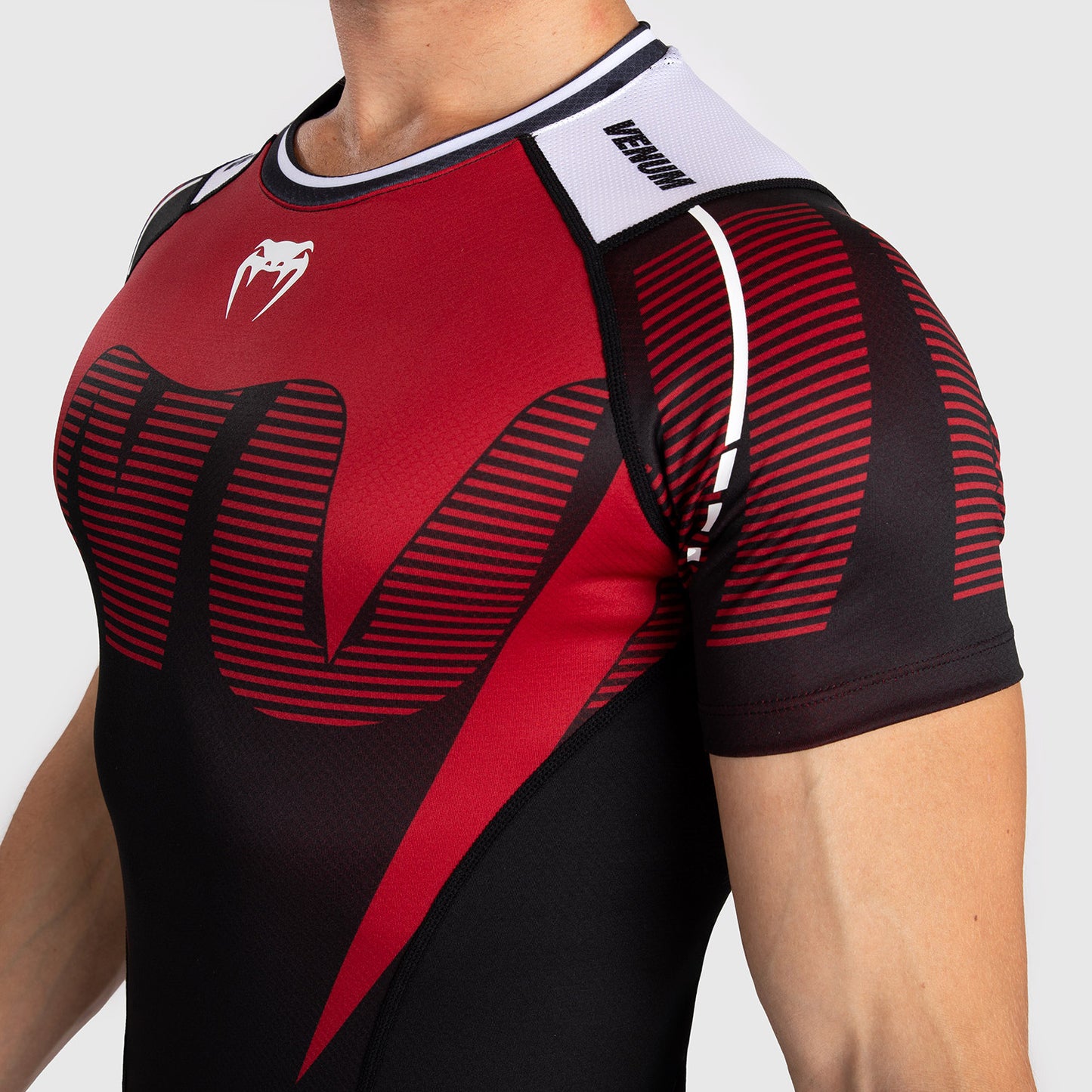 Venum Adrenaline Rashguard Voor Heren Met Korte Mouwen - Red