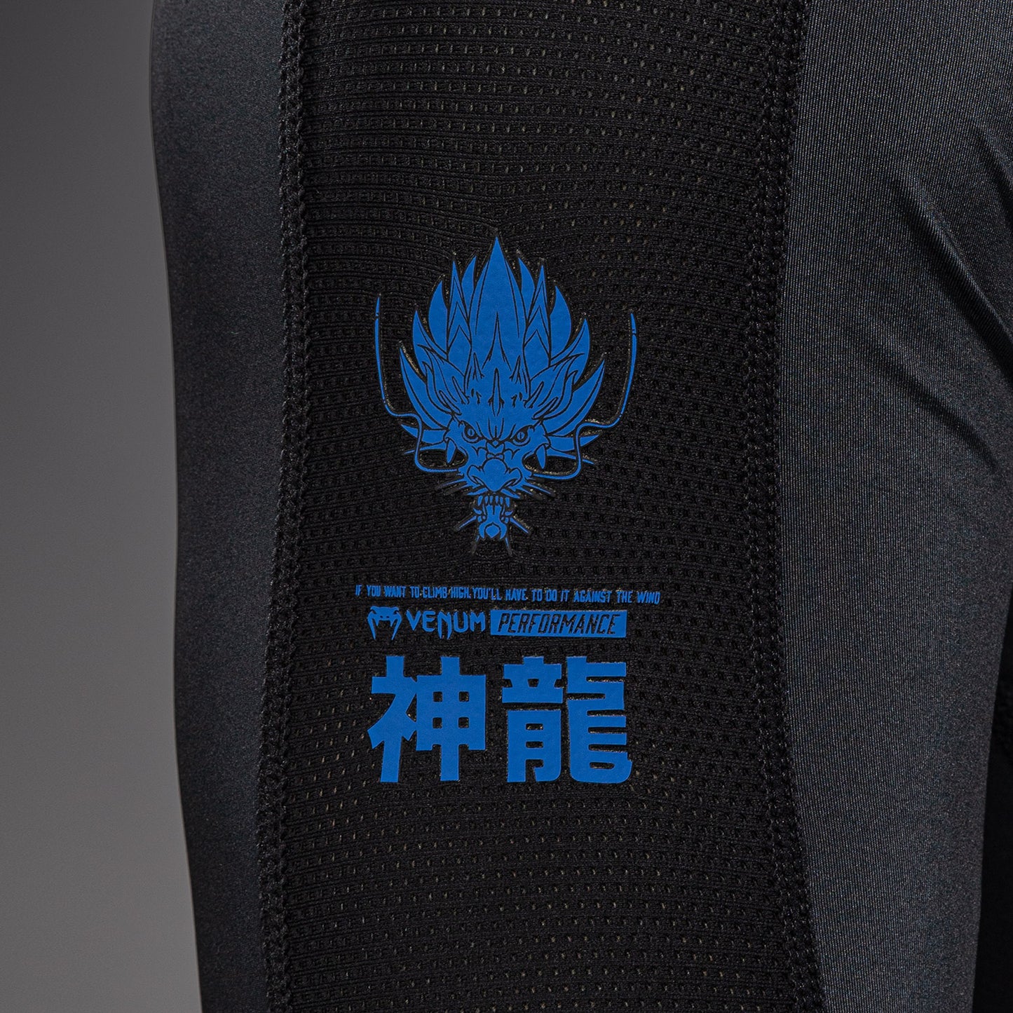 Venum Thunder Dragon Rashguard met lange mouwen – Zwart/Koningsblauw