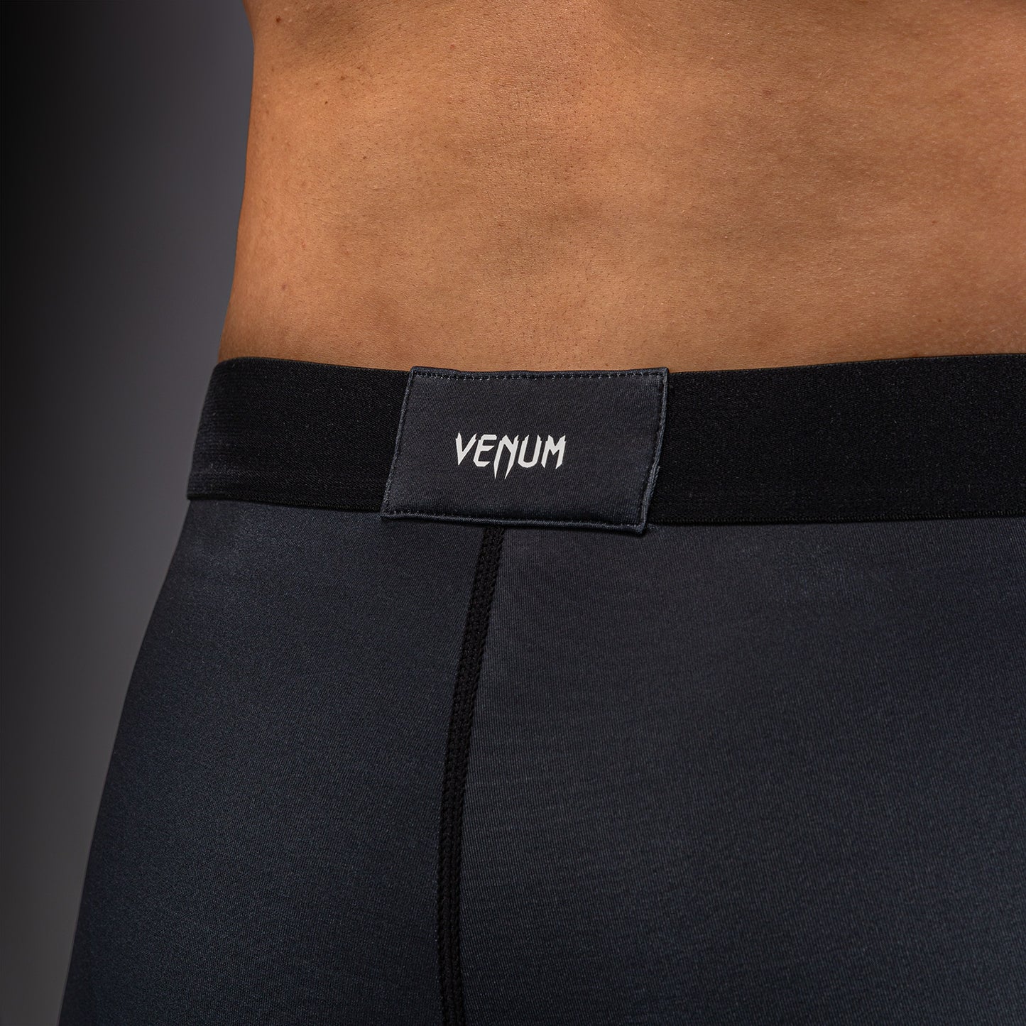 Venum Streamline Compressieshort – Zwart/Wit