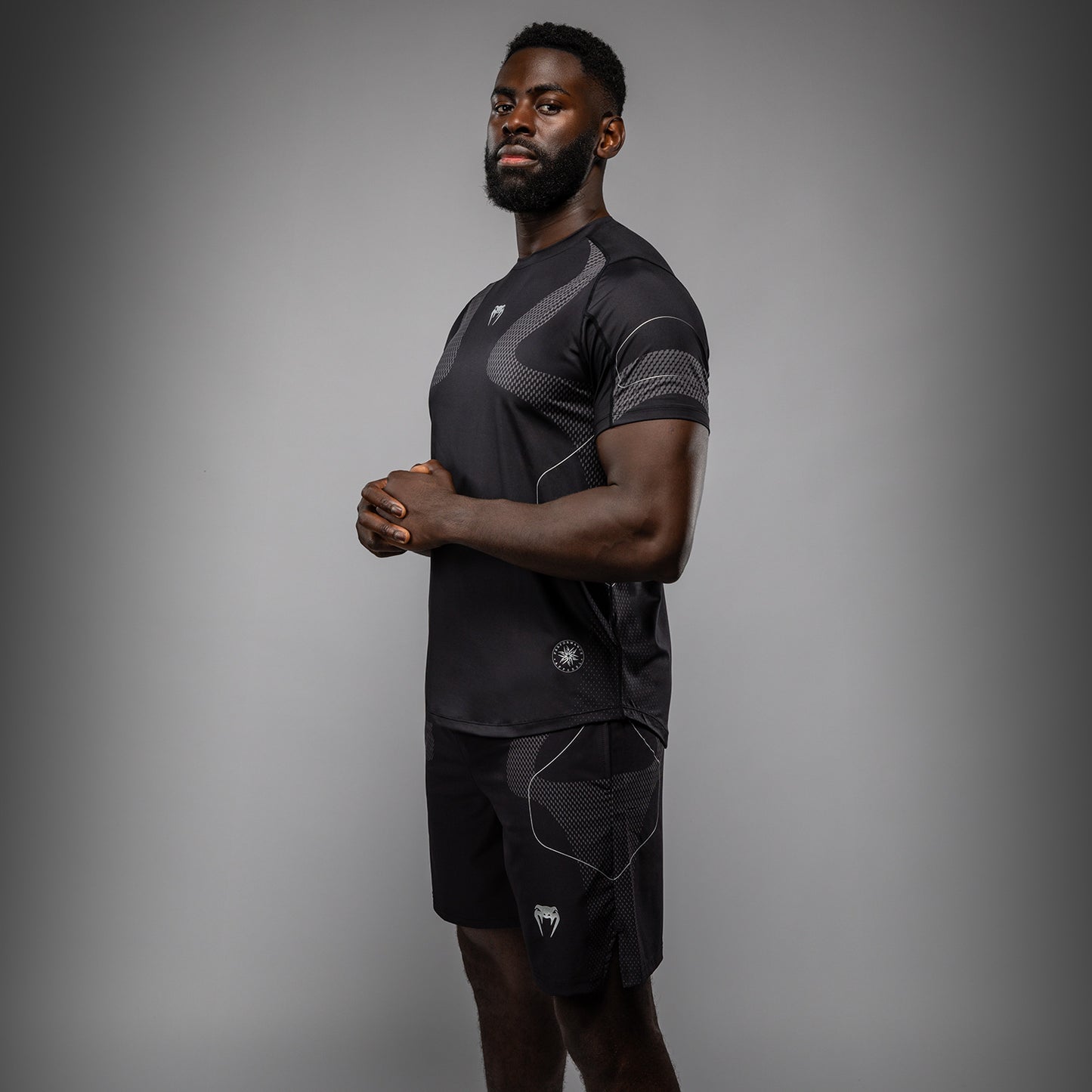 Venum Nexus Dry-Tech T-shirt – Zwart/Zilver