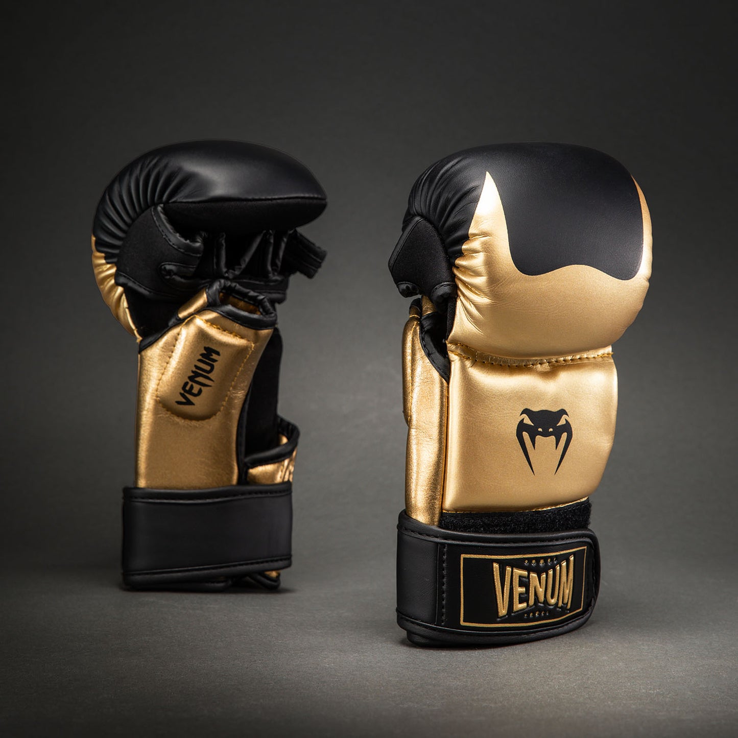 Venum Attack 2.0 Sparring Handschoenen – Goud/Zwart