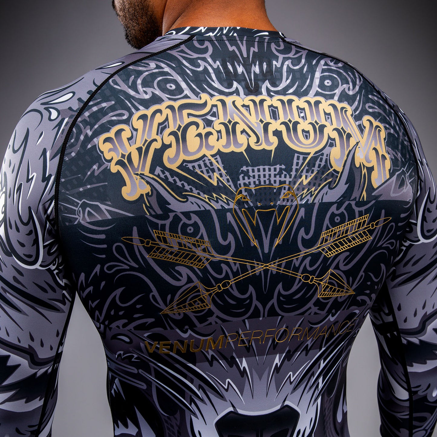 Venum Wolf Atak Rashguard met lange mouwen – Zwart/Grijs