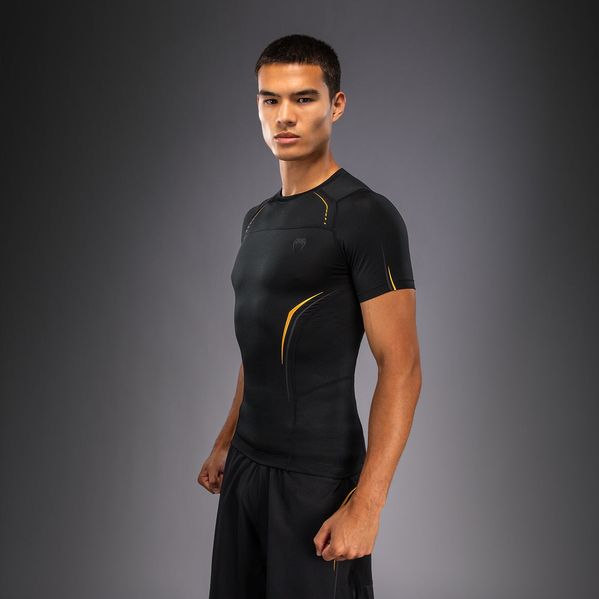 Venum G-Core Met korte mouwen Rashguard - Zwart/Goud