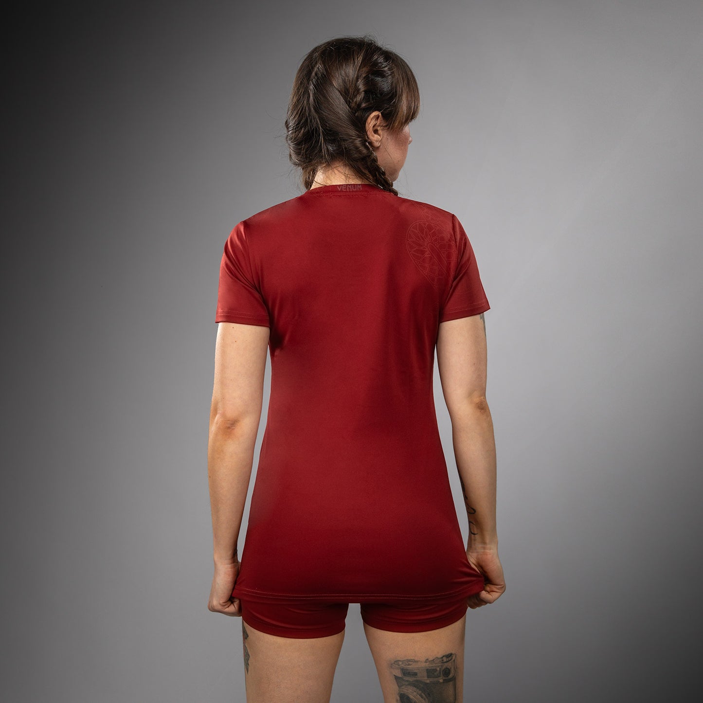 Venum Serpenti Women’s Dry-Tech T-shirt – Bourgondië/Ivoor