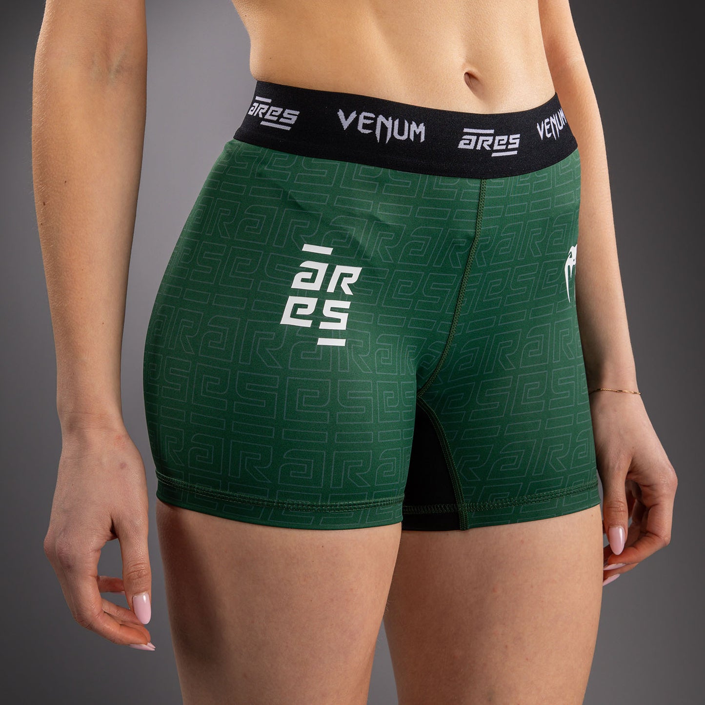 Venum Ares 2.0 Trainingsshorts voor dames – Kaki