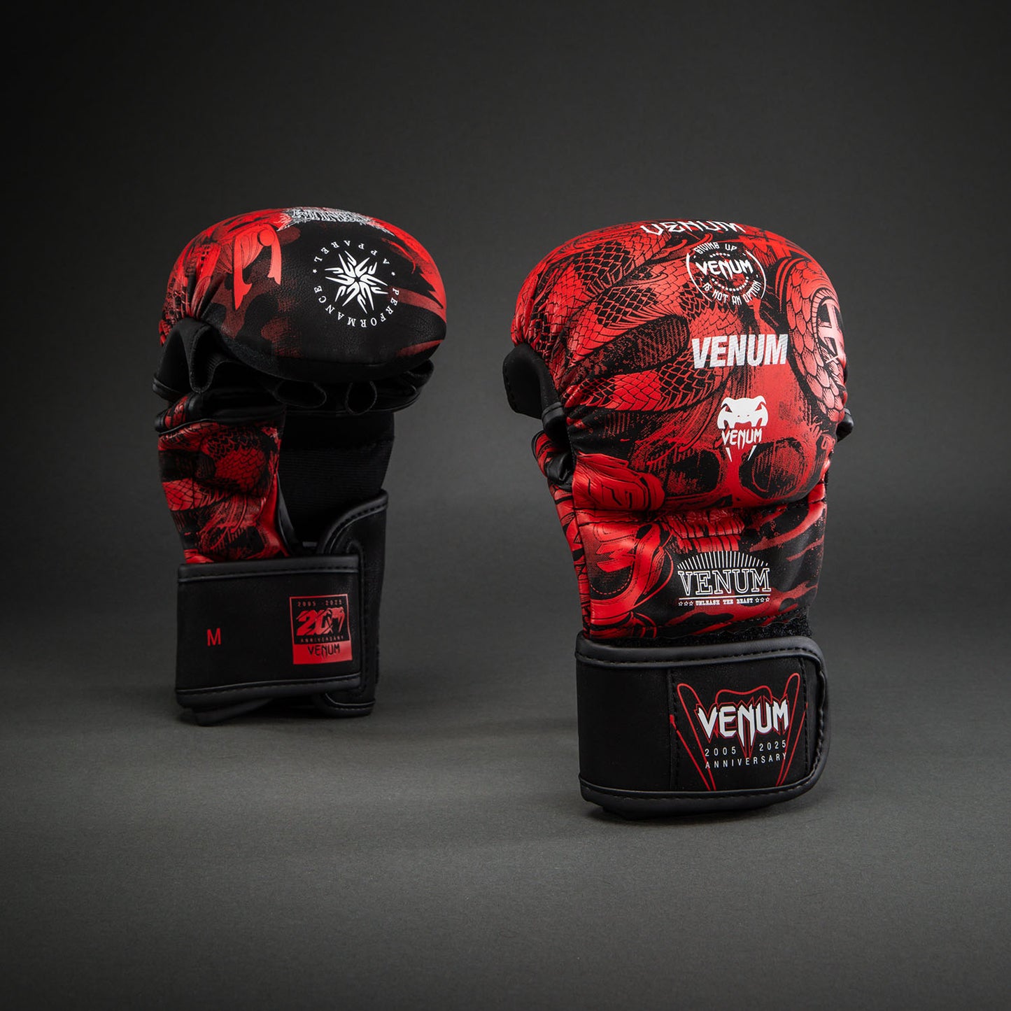 Venum 20th Anniversary Sparring Handschoenen - Zwart/Rood