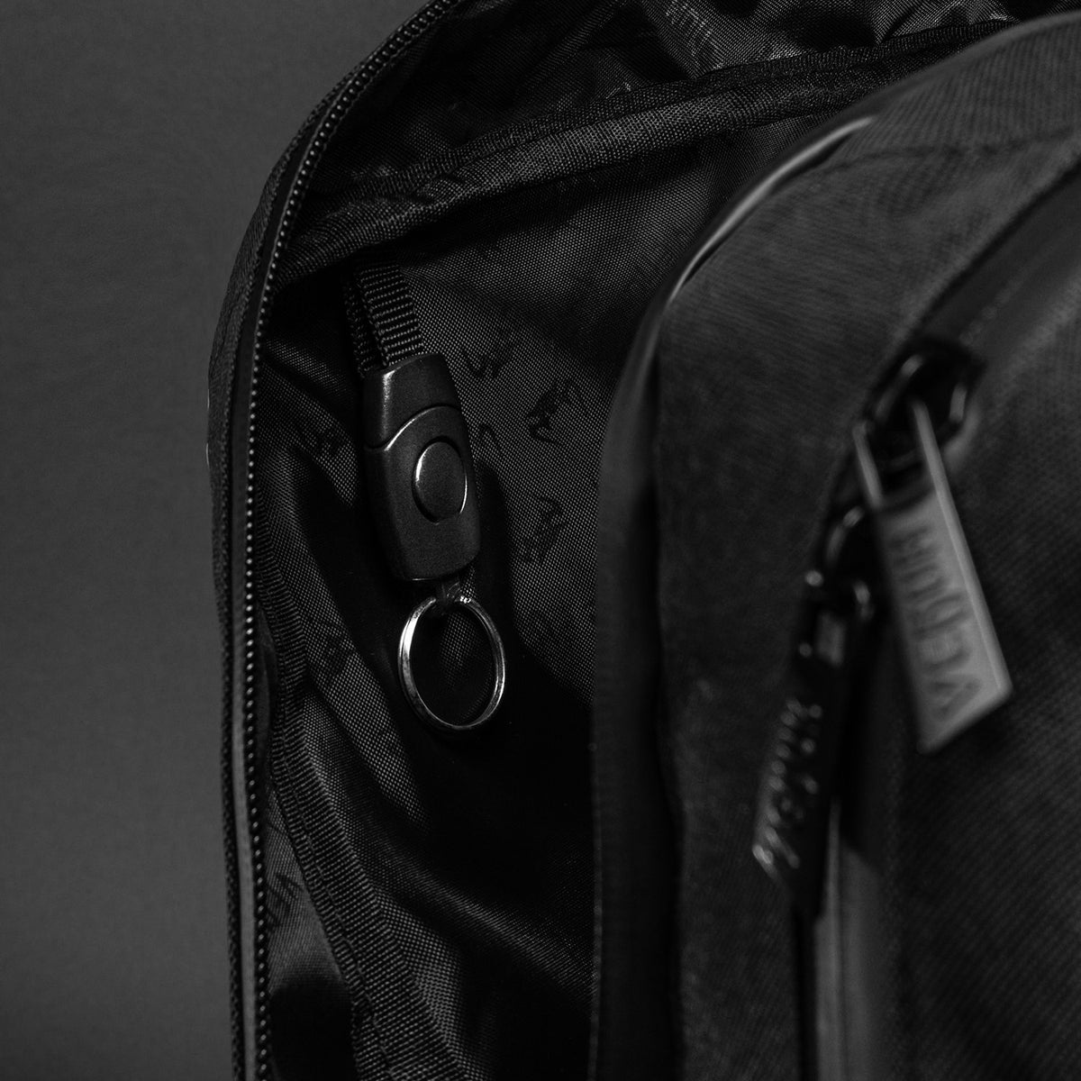 Venum Amazonia Reborn Rugzak (15-25 L) - Zwart/Grijs