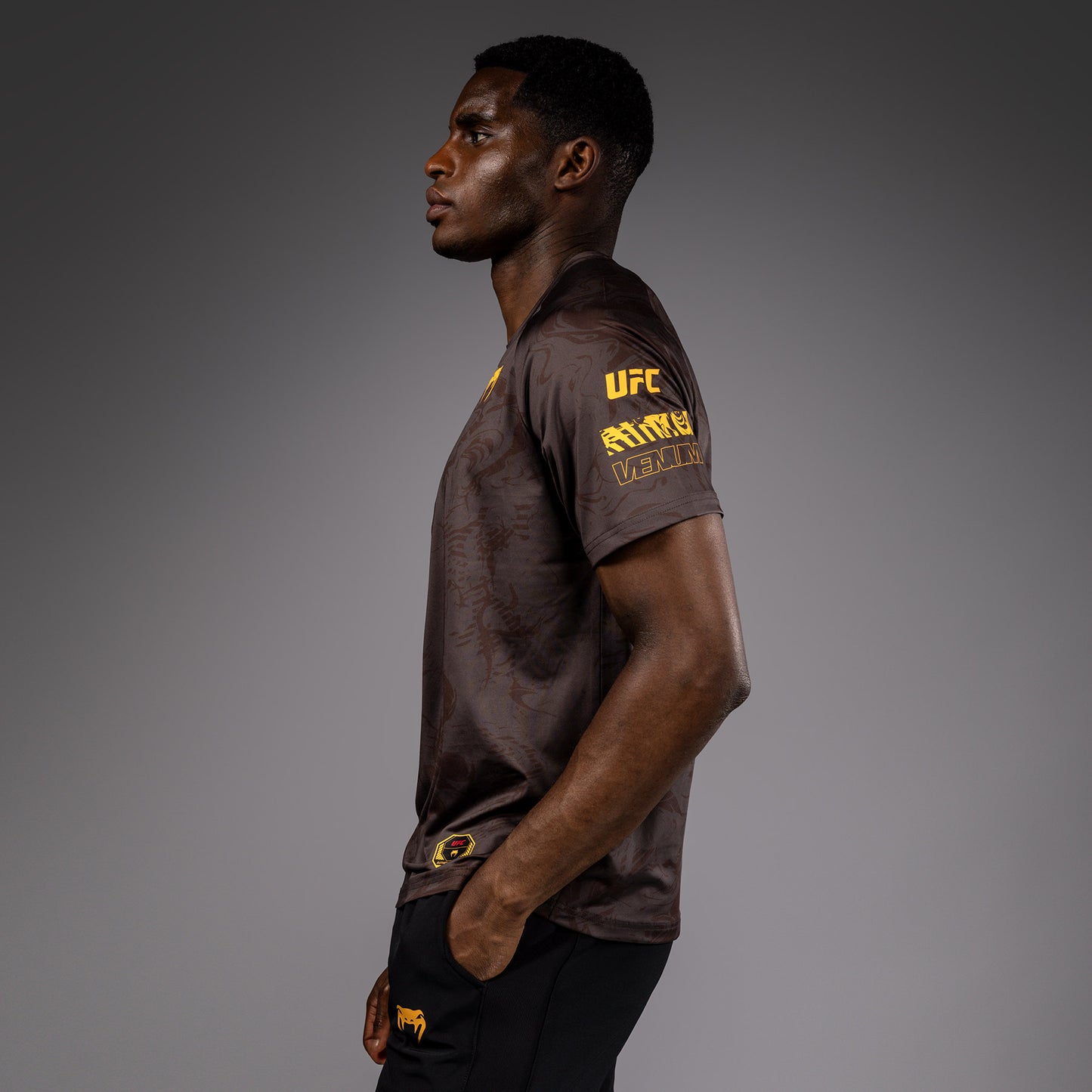 UFC Fusion by Venum Fight Week Dry-Tech T-shirt voor Heren - Earthen Brown