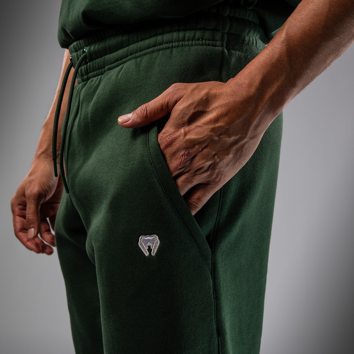 Venum Silent Power Joggers - Bosgroen