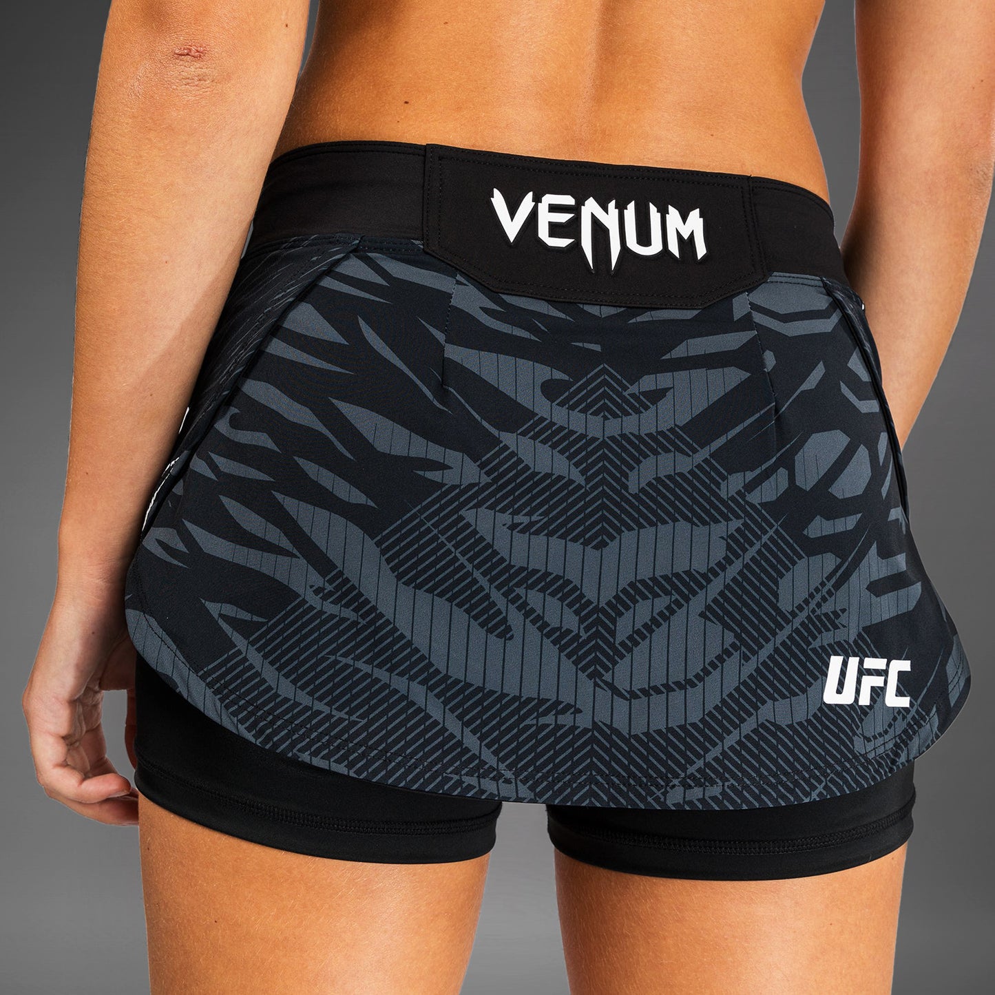 UFC Fusion by Venum Authentic Fight Night Vrouwen Skort - Zwart