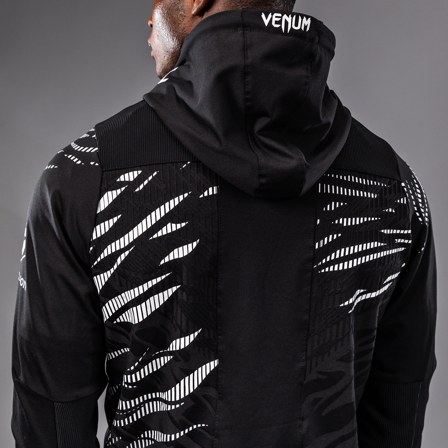 UFC Fusion by Venum Authentic Fight Night Hoodie voor Heren - Zwart