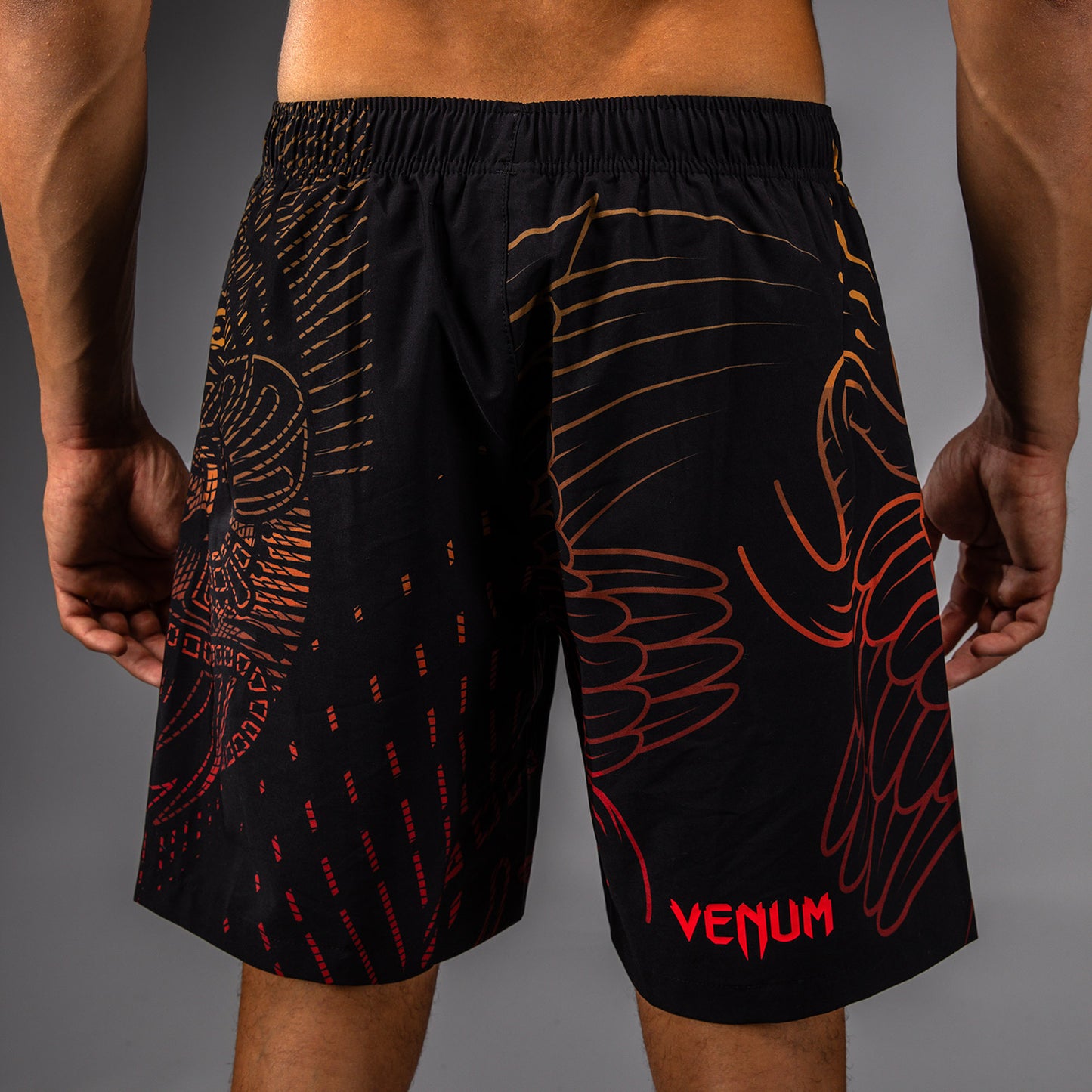 Venum Quetzal Fury Trainingsshorts - Zwart/Fury Rood/Tangerine