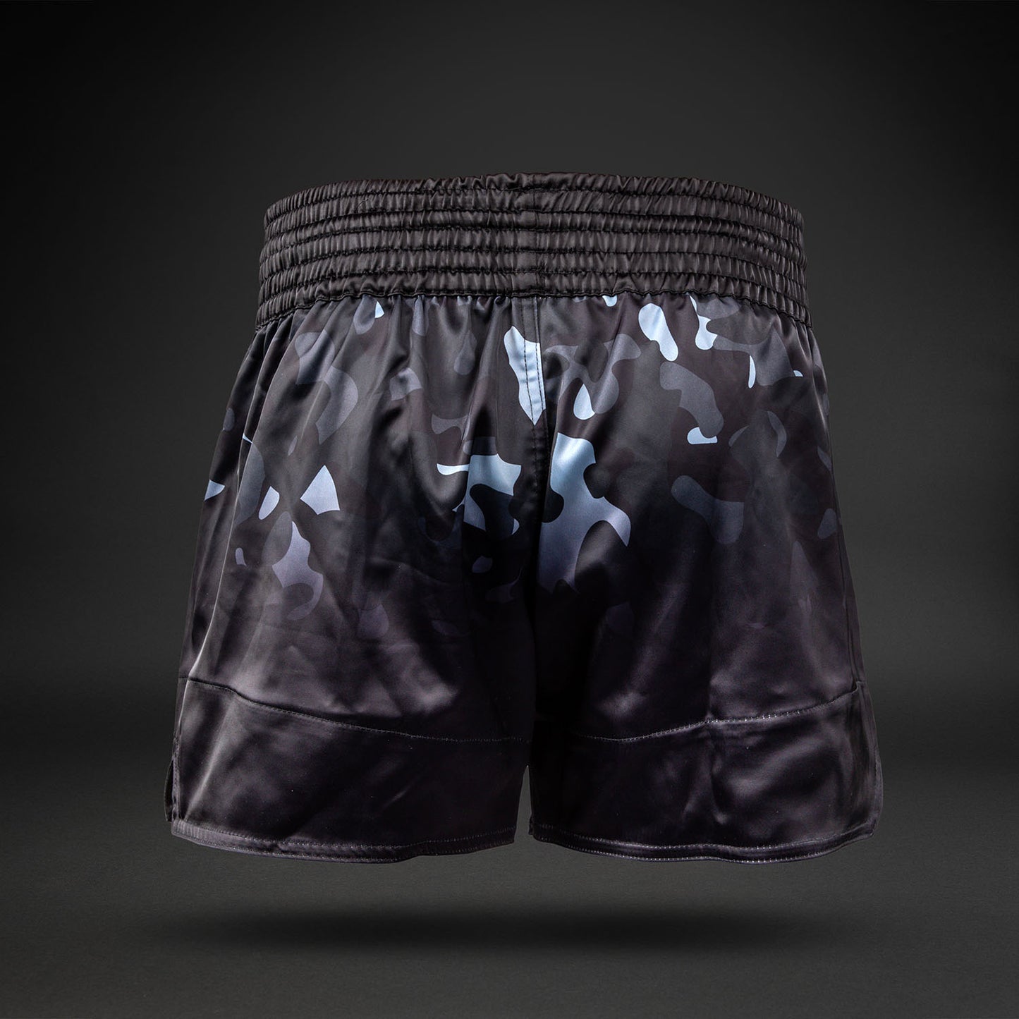 Venum Classic Muay Thai Shorts - Zwart Camo/Oranje