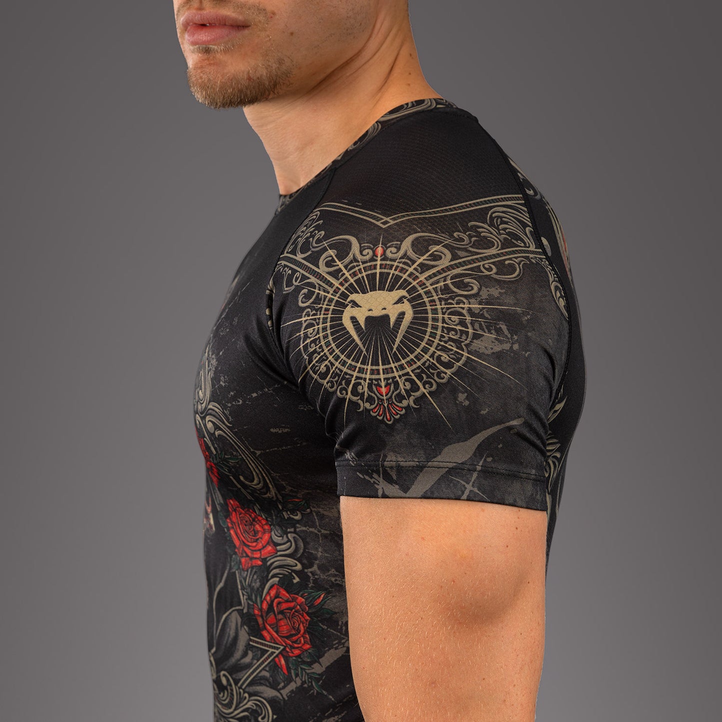 Venum Santa Muerte 5.0 Korte Mouwen Rashguard voor Heren - Diep Zwart/Goud