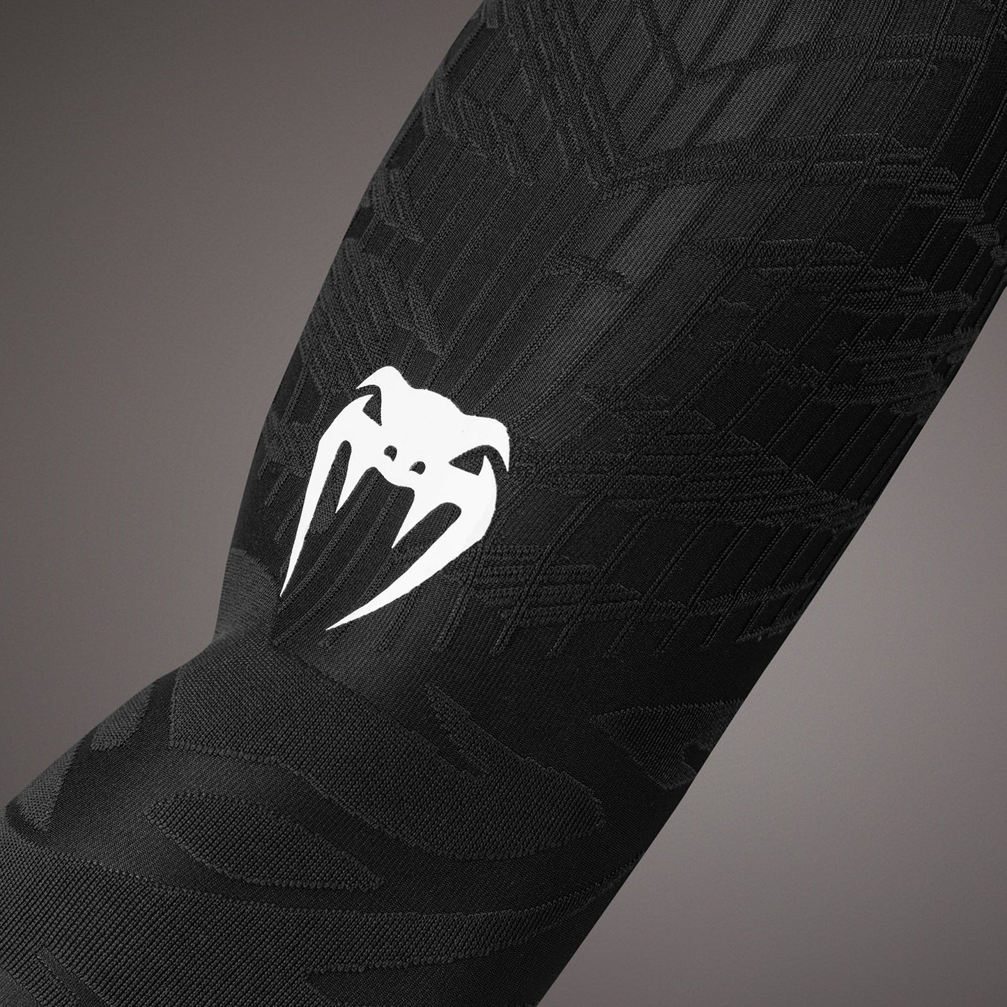 Venum Elite Arm Sleeves - Zwart/Wit