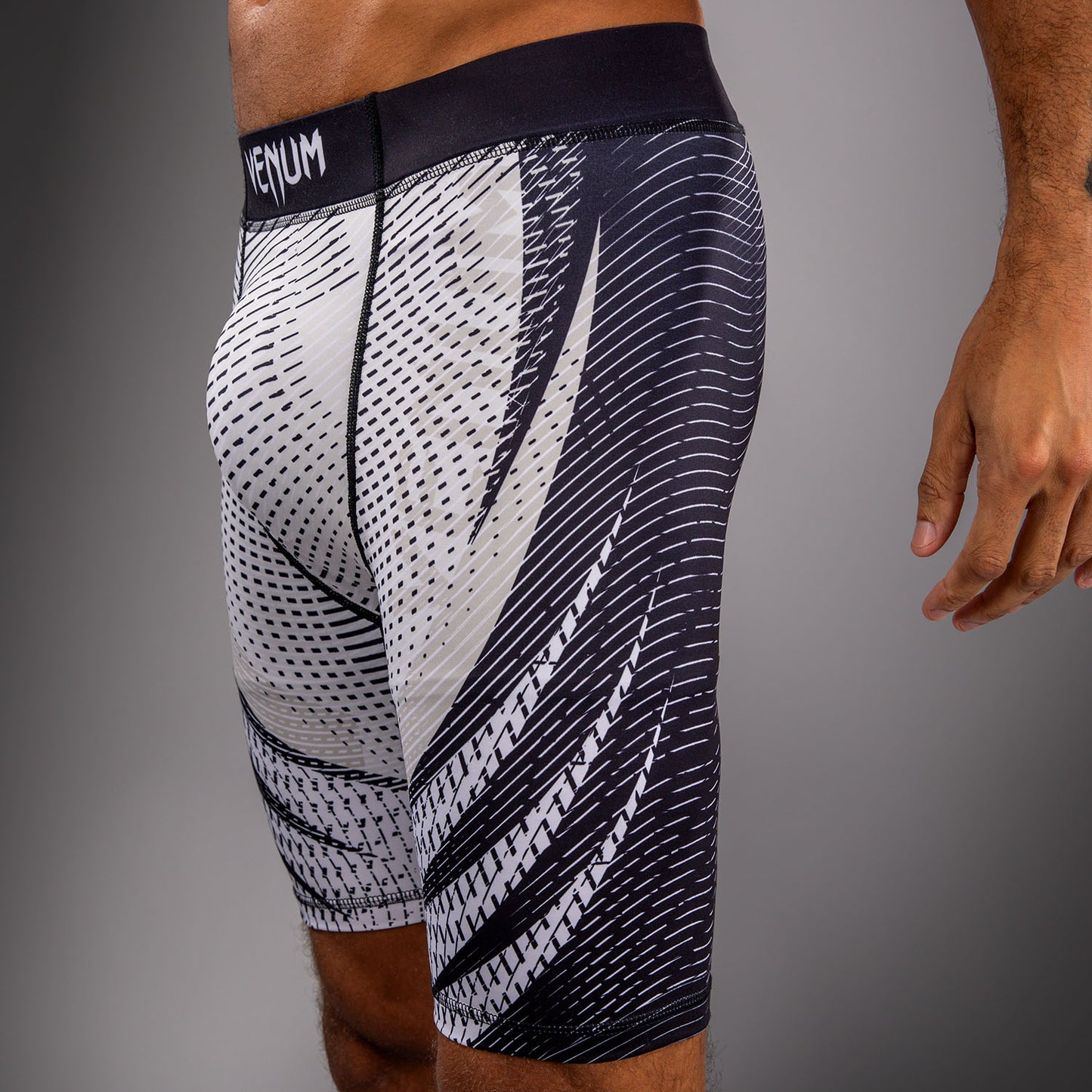 Venum Galactic 3.0 Compressieshort - Offwhite/Zwart