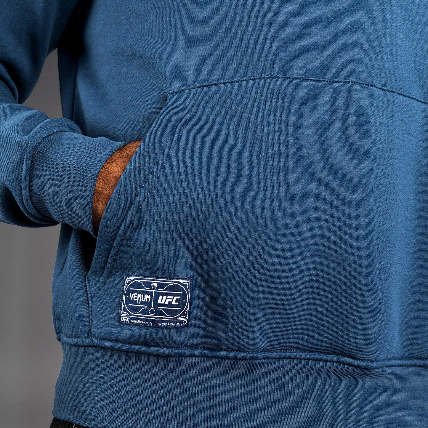 UFC by Venum Ulti-Man Hoodie - Blauw