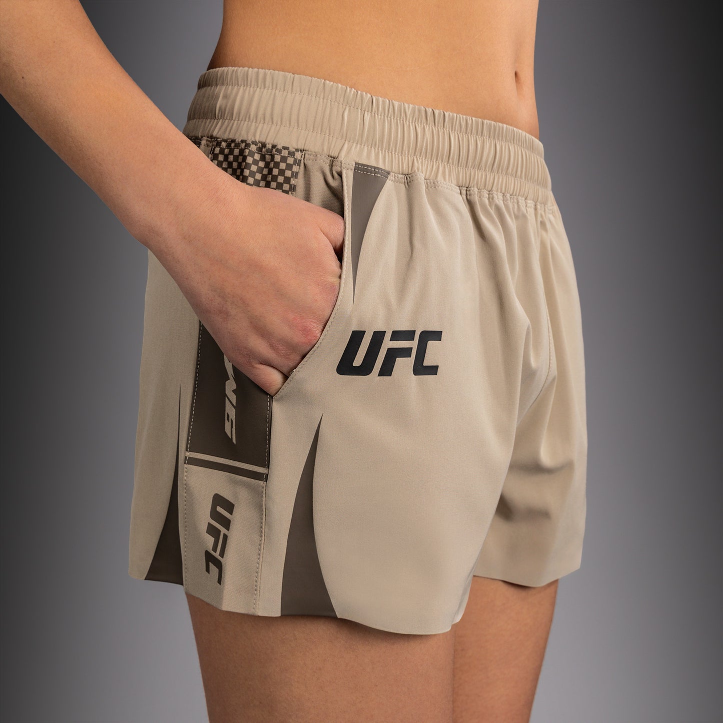Venum UFC Unity by Venum Authentic Fight Week Dames Technische Short - Zand