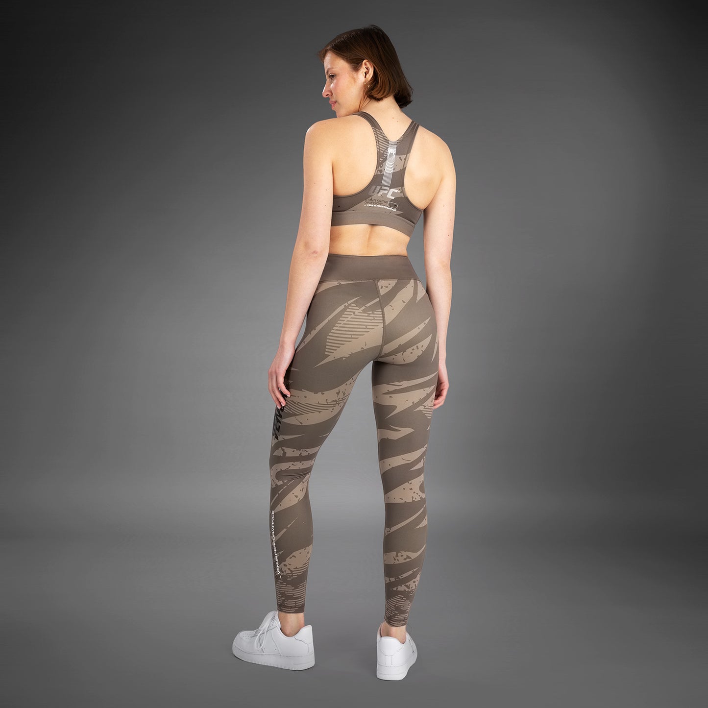 UFC Adrenaline De Venum Fight Week Prestatie Legging Voor Vrouwen - Desert Camo