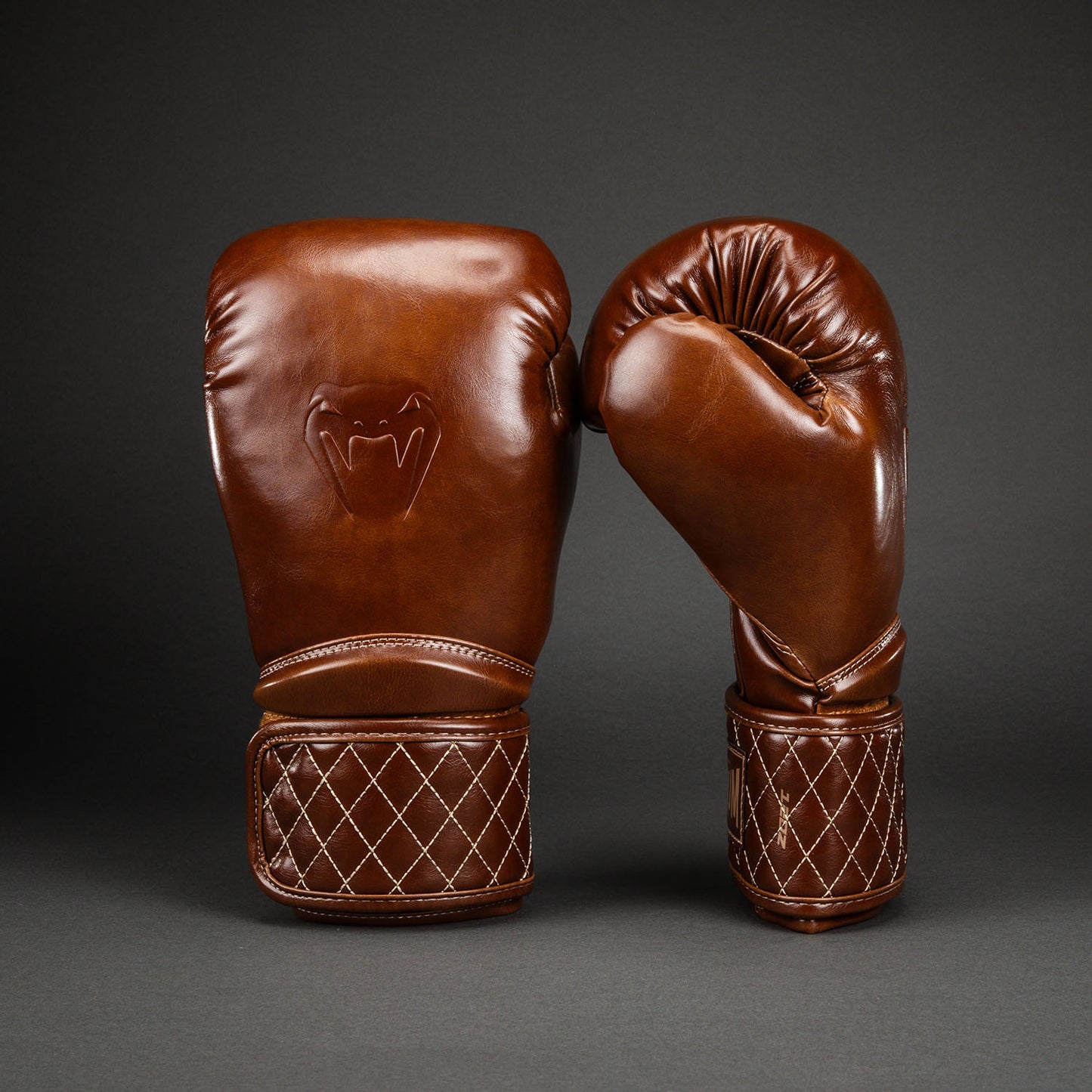 Venum Impact Classic Bokshandschoenen - Glanzend Havana