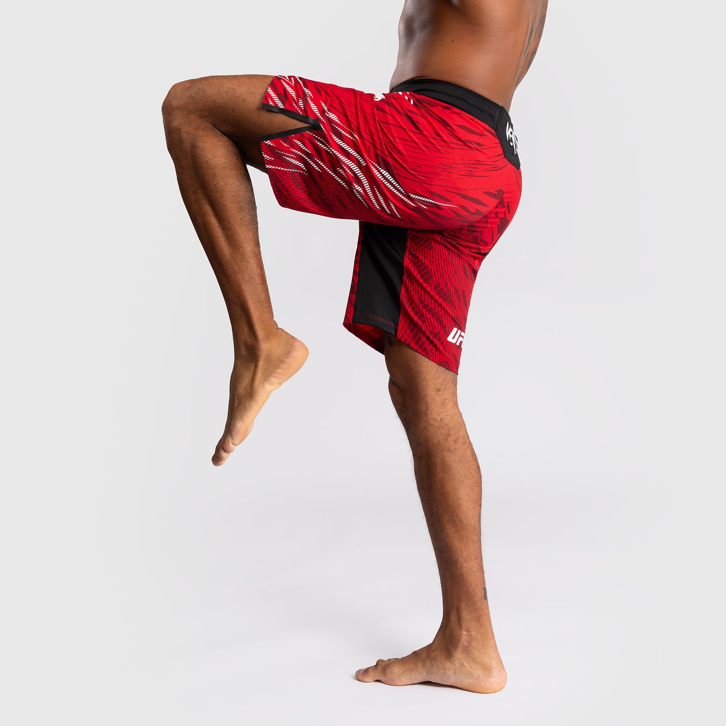 UFC Fusion by Venum Personalized Authentic Fight Night Fight Shorts voor Heren - Lang Fit - Rood