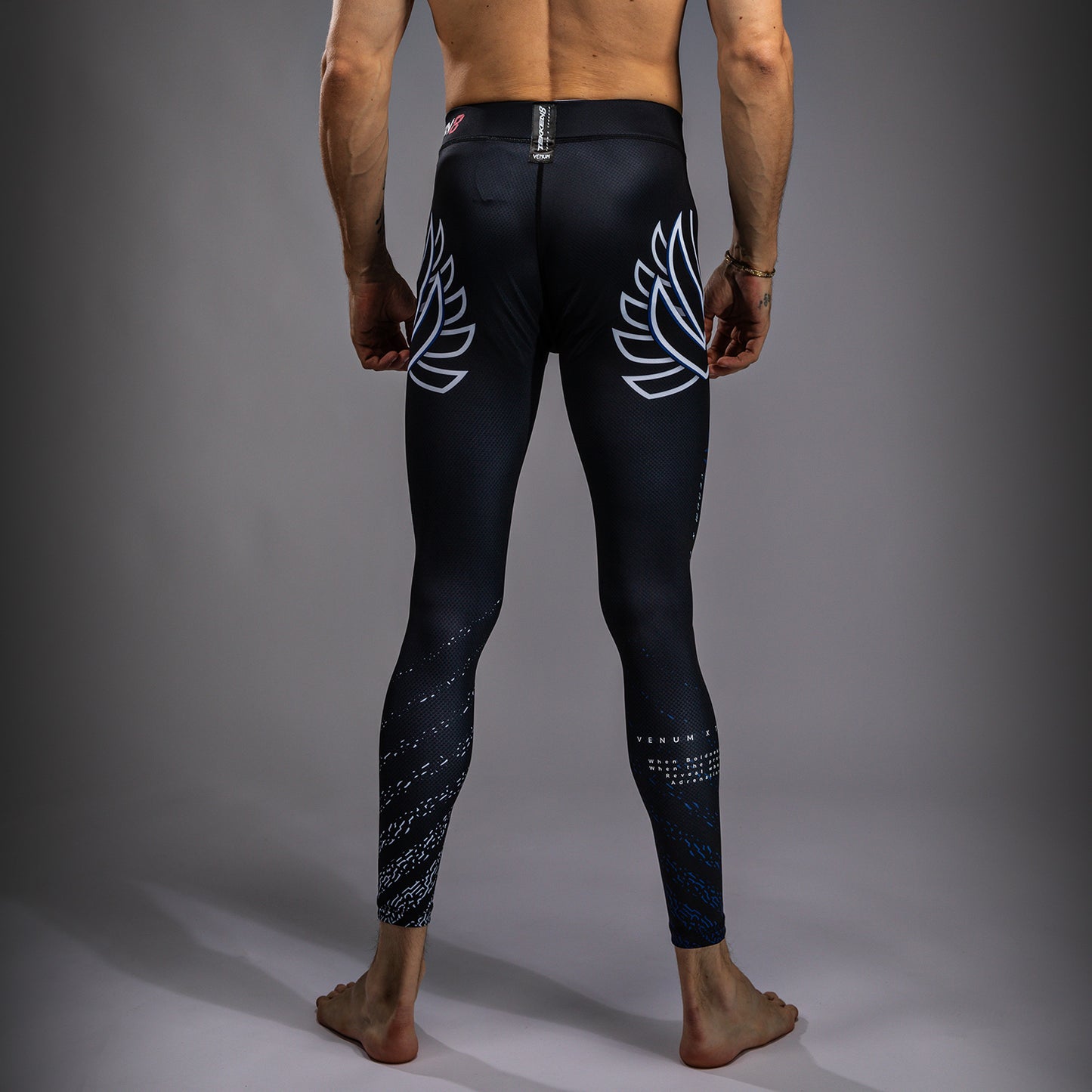 Venum x TEKKEN 8 - Jin Kazama Spats - Blauw/Zwart/Wit