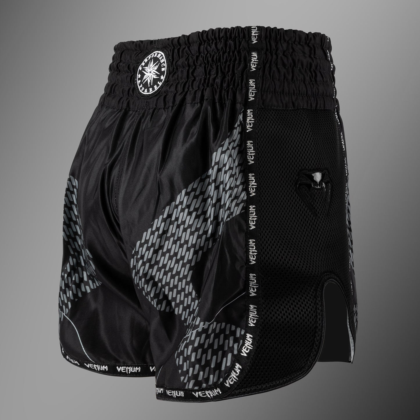 Venum Nexus Muay Thai Shorts – Zwart/Zilver