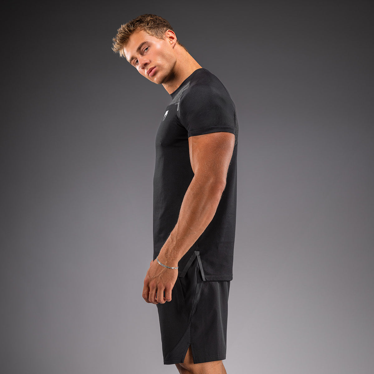 Venum G-Fit Scale Dry Tech T-shirt - Zwart