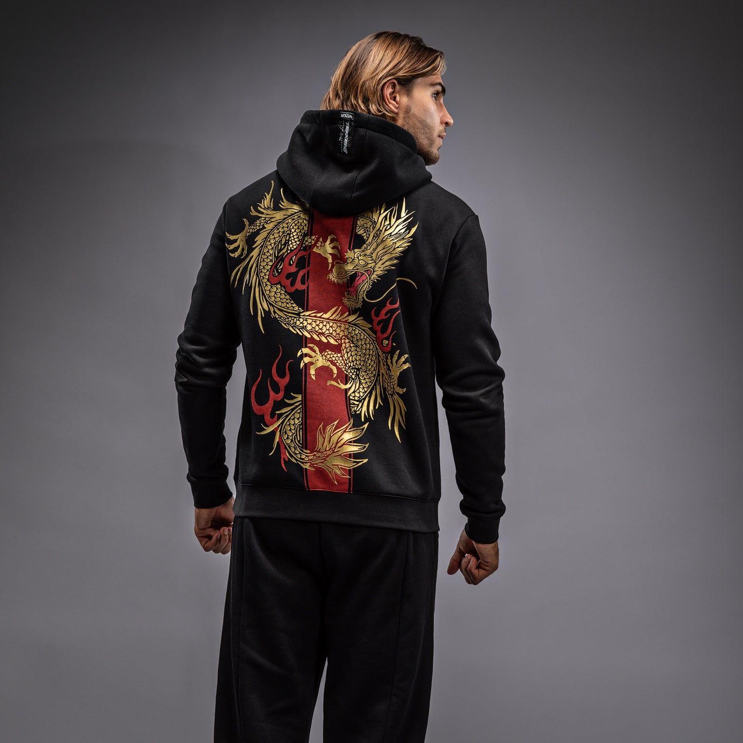 Venum x TEKKEN 8 - Marshall Law Hoodie - Zwart/Rood/Goud