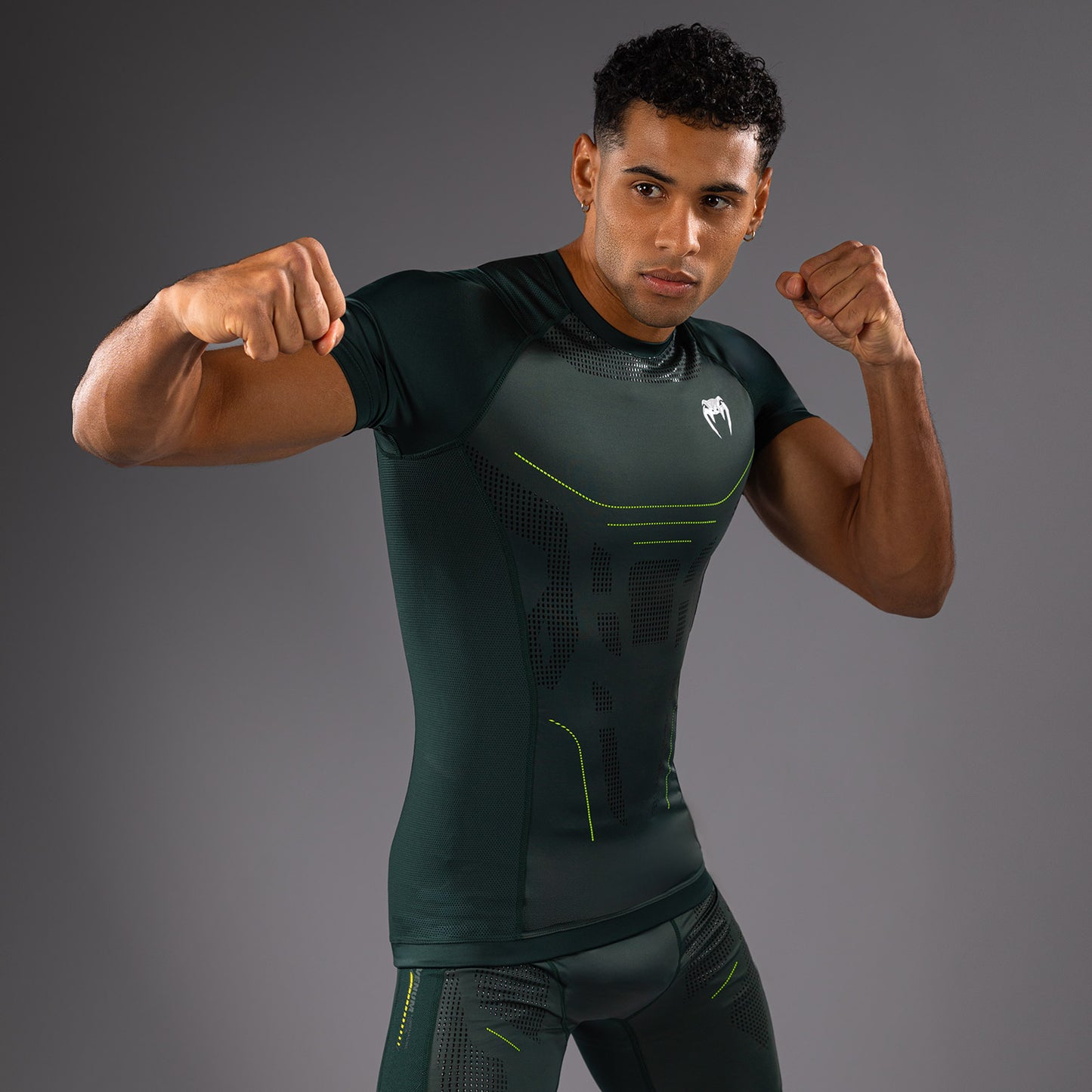 Venum Technical 3.0 T-shirt Rashguard - Bosgroen