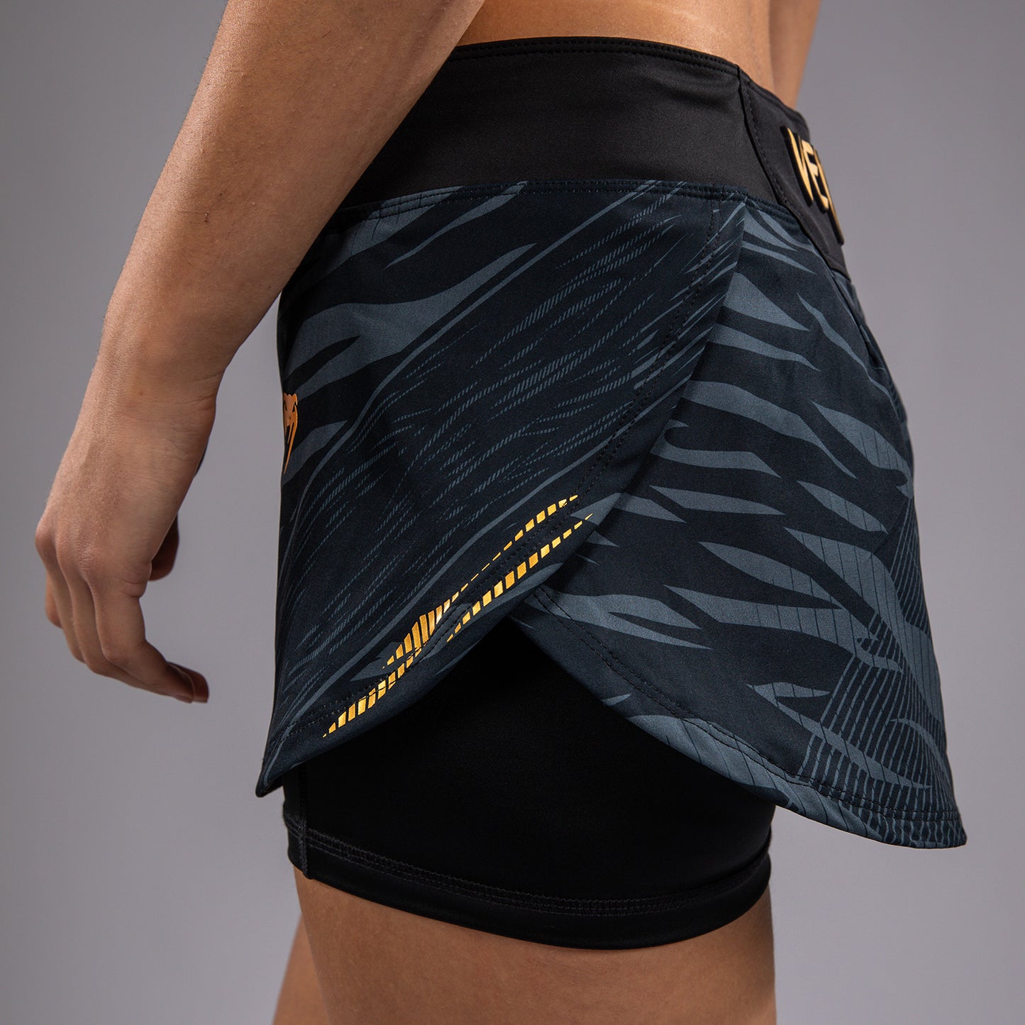 UFC Fusion by Venum Authentic Fight Night Korte Rok voor Dames - Champion