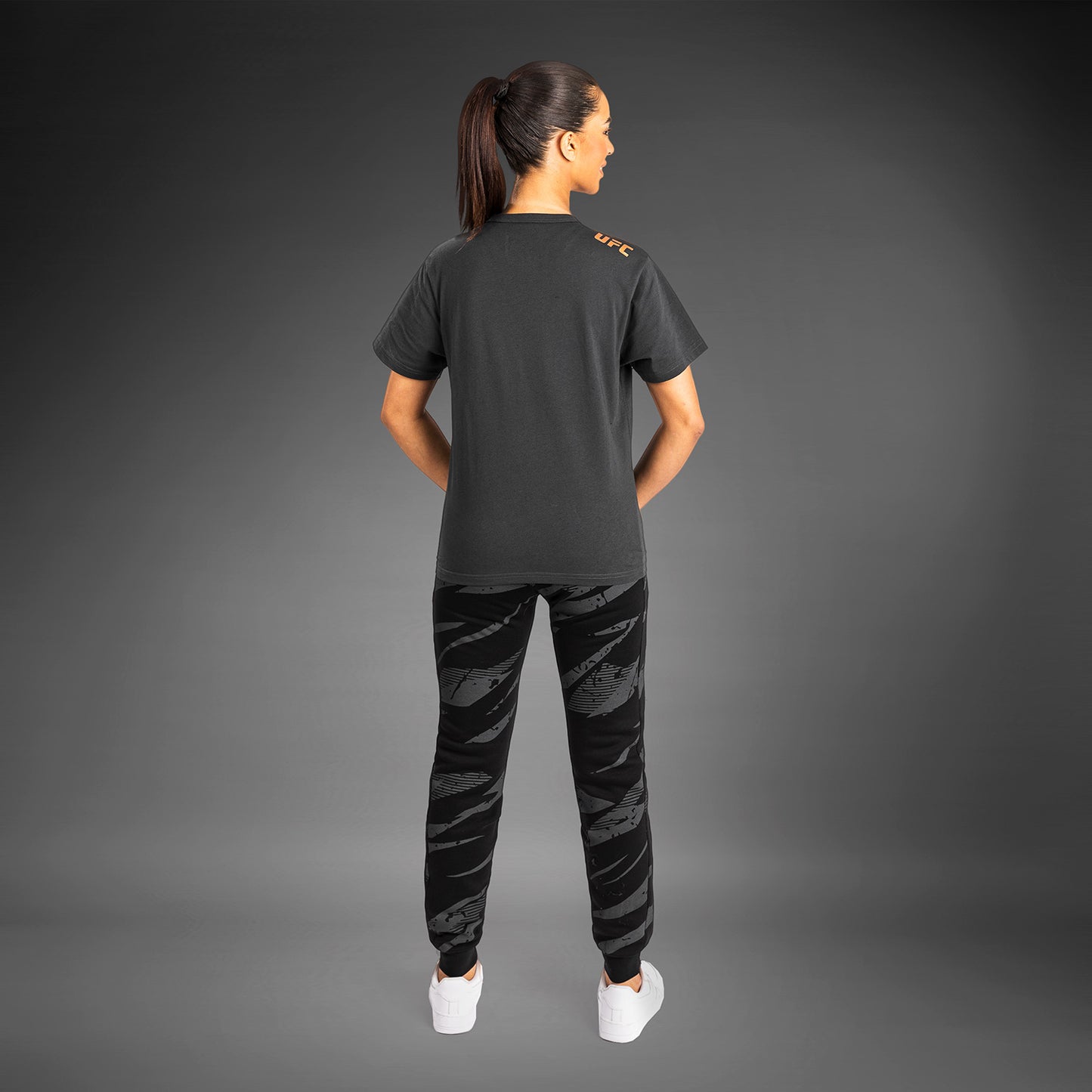UFC Adrenaline By Venum Fight Week Katoenen Vrouwen T-Shirt Met Korte Mouwen  - Charcoal Grey