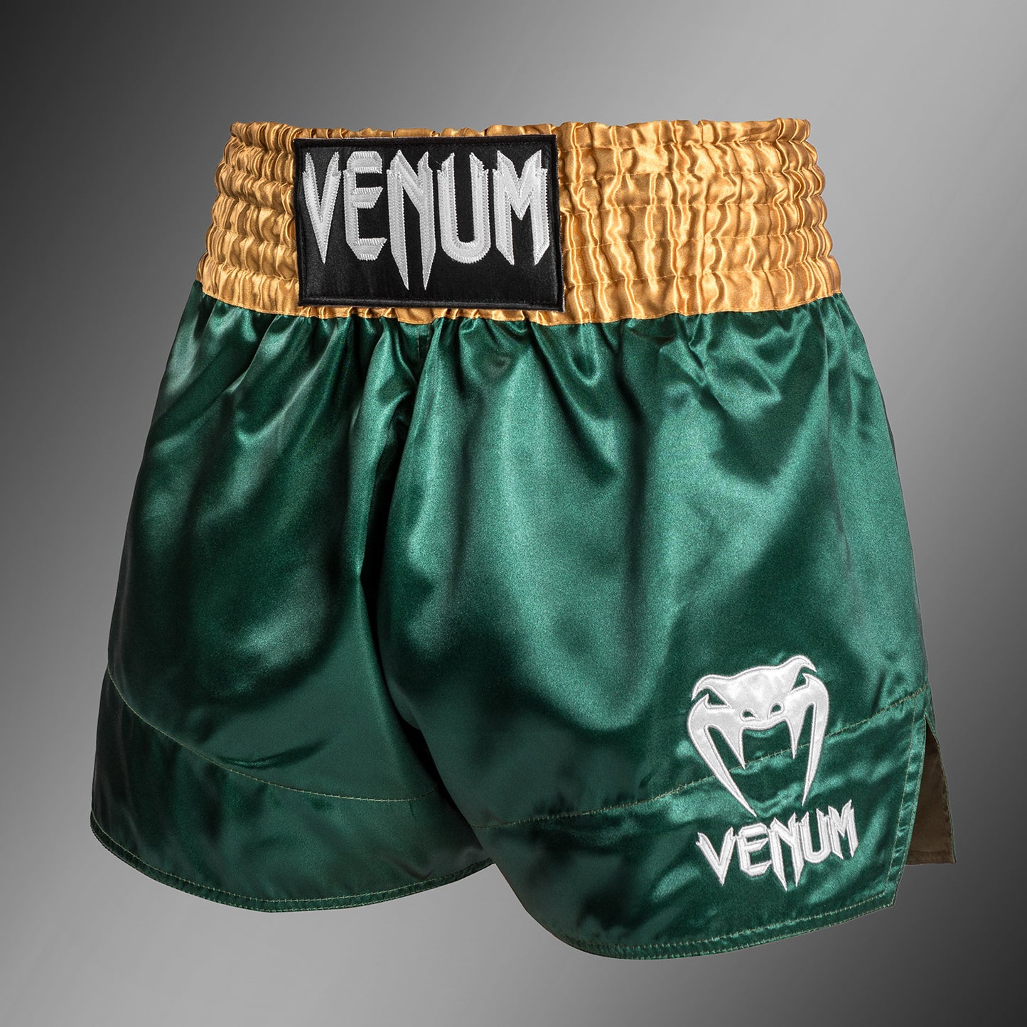Venum Classic - Muay Thai-short - Groen/Goud/Wit