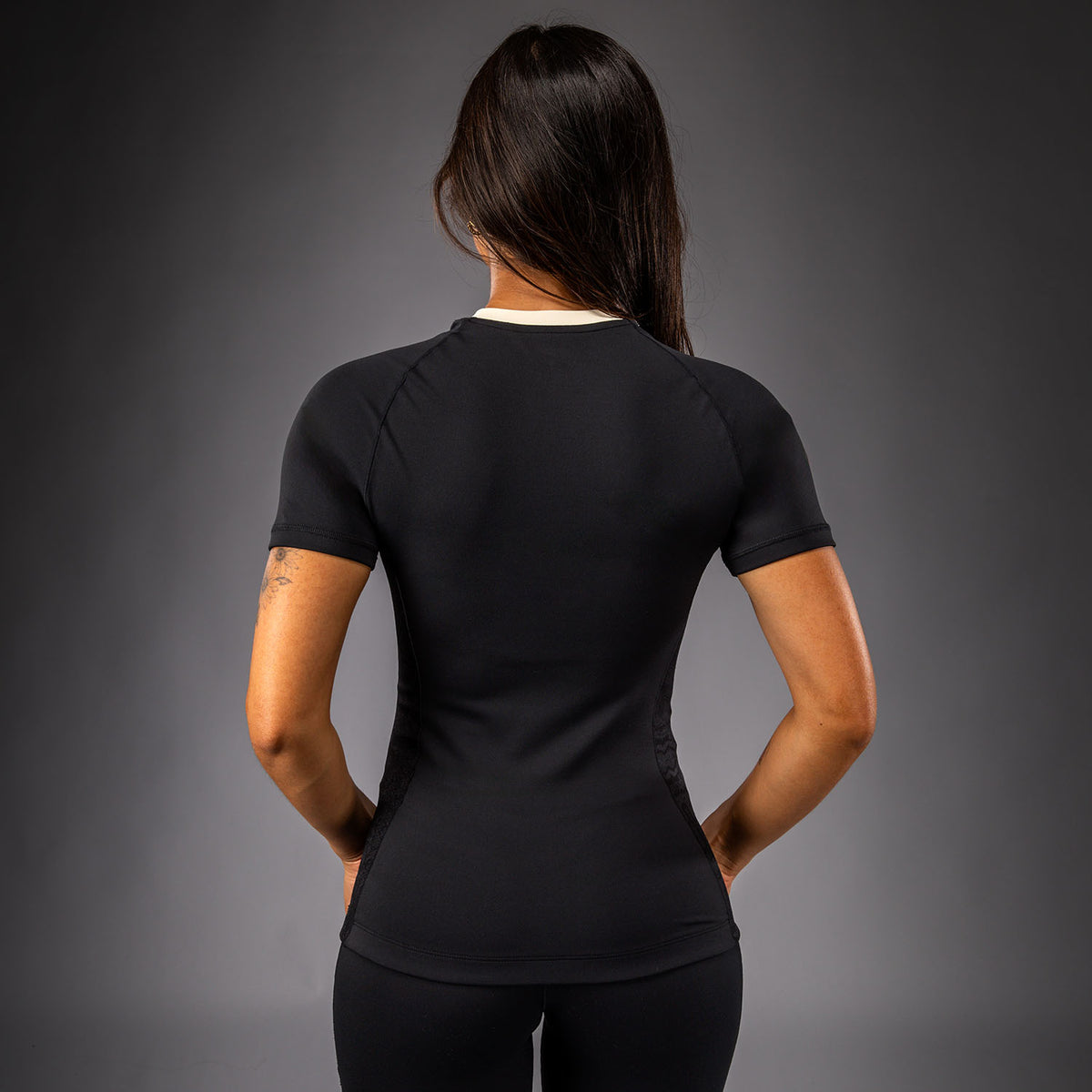 Venum Viper Rashguard met korte mouwen voor dames - Zwart