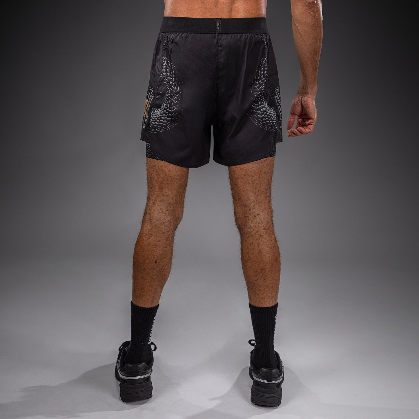 Venum Matupa Trainingsshorts - Zwart/Grijs/Goud