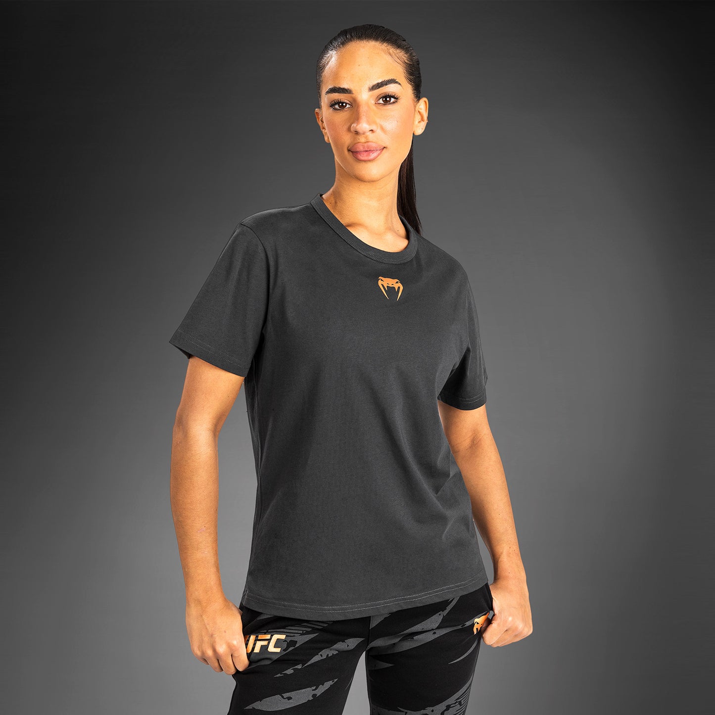 UFC Adrenaline By Venum Fight Week Katoenen Vrouwen T-Shirt Met Korte Mouwen  - Charcoal Grey