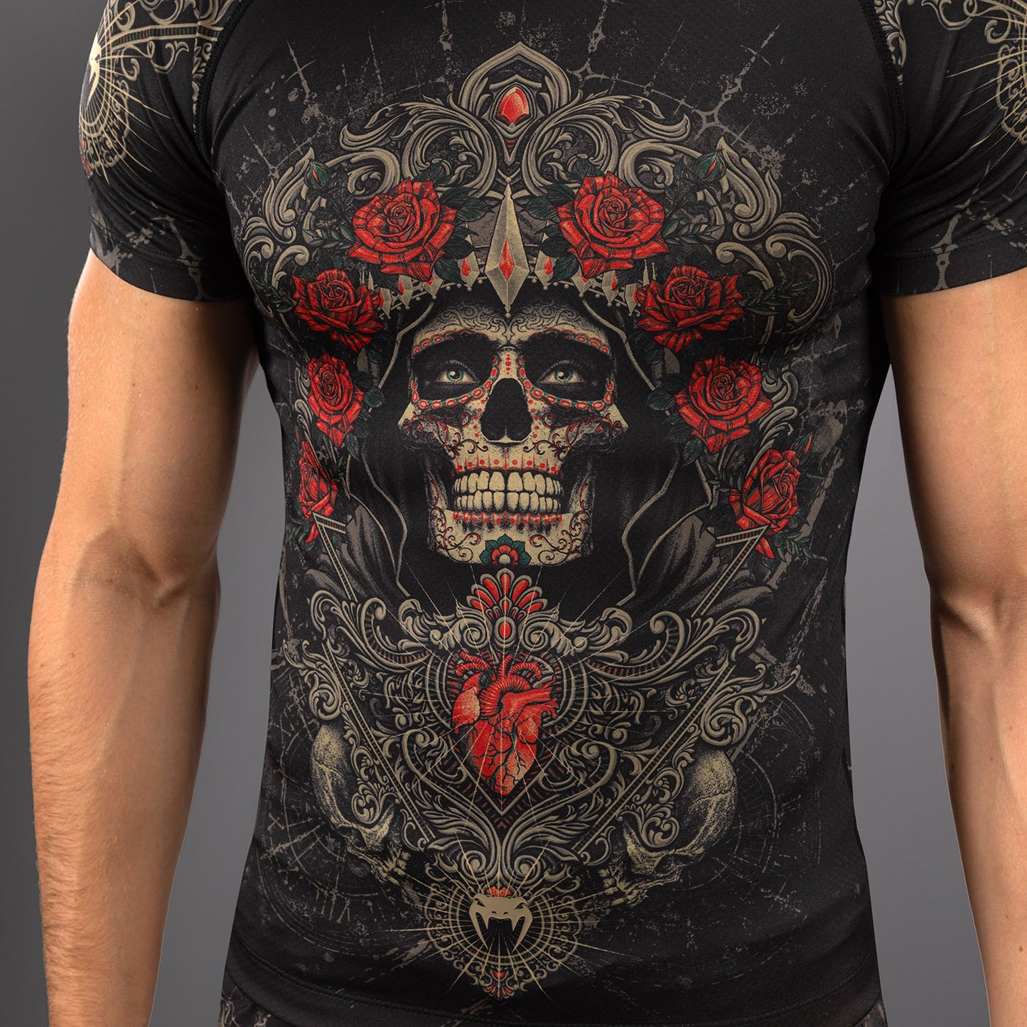Venum Santa Muerte 5.0 Korte Mouwen Rashguard voor Heren - Diep Zwart/Goud
